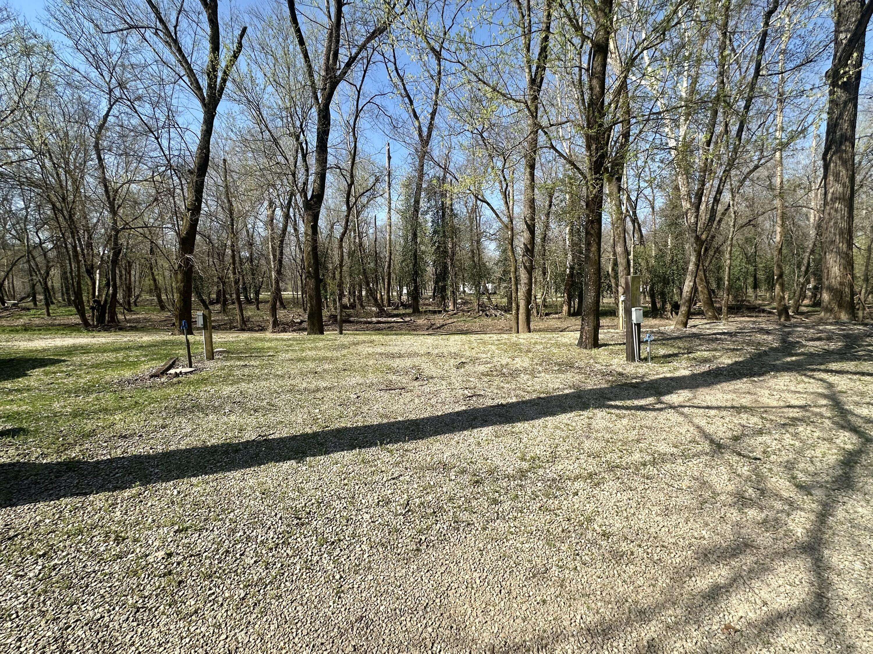000 Brown Road, Van Buren, MO 63965