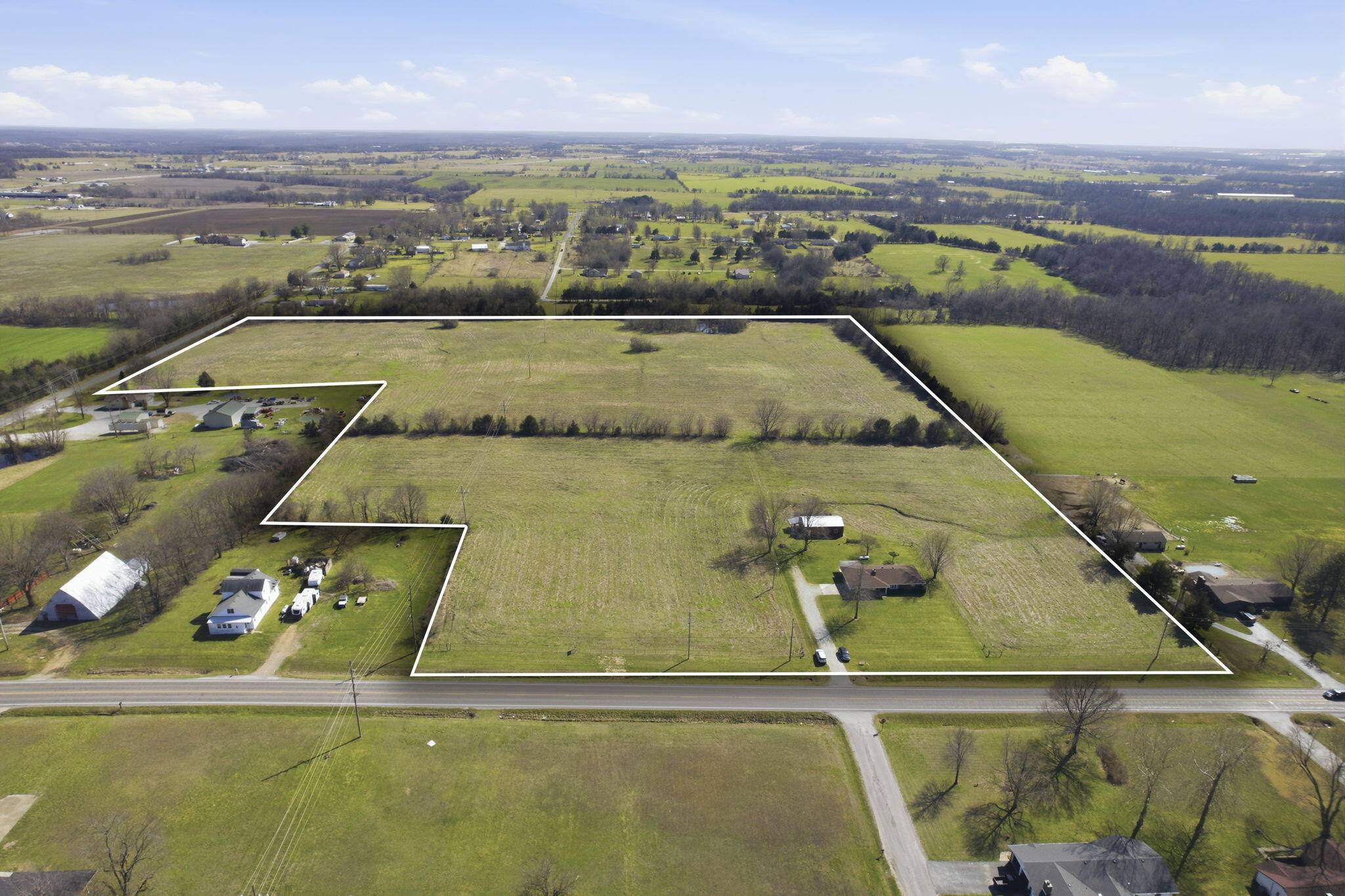 336 State Highway 32, Buffalo, MO 65622