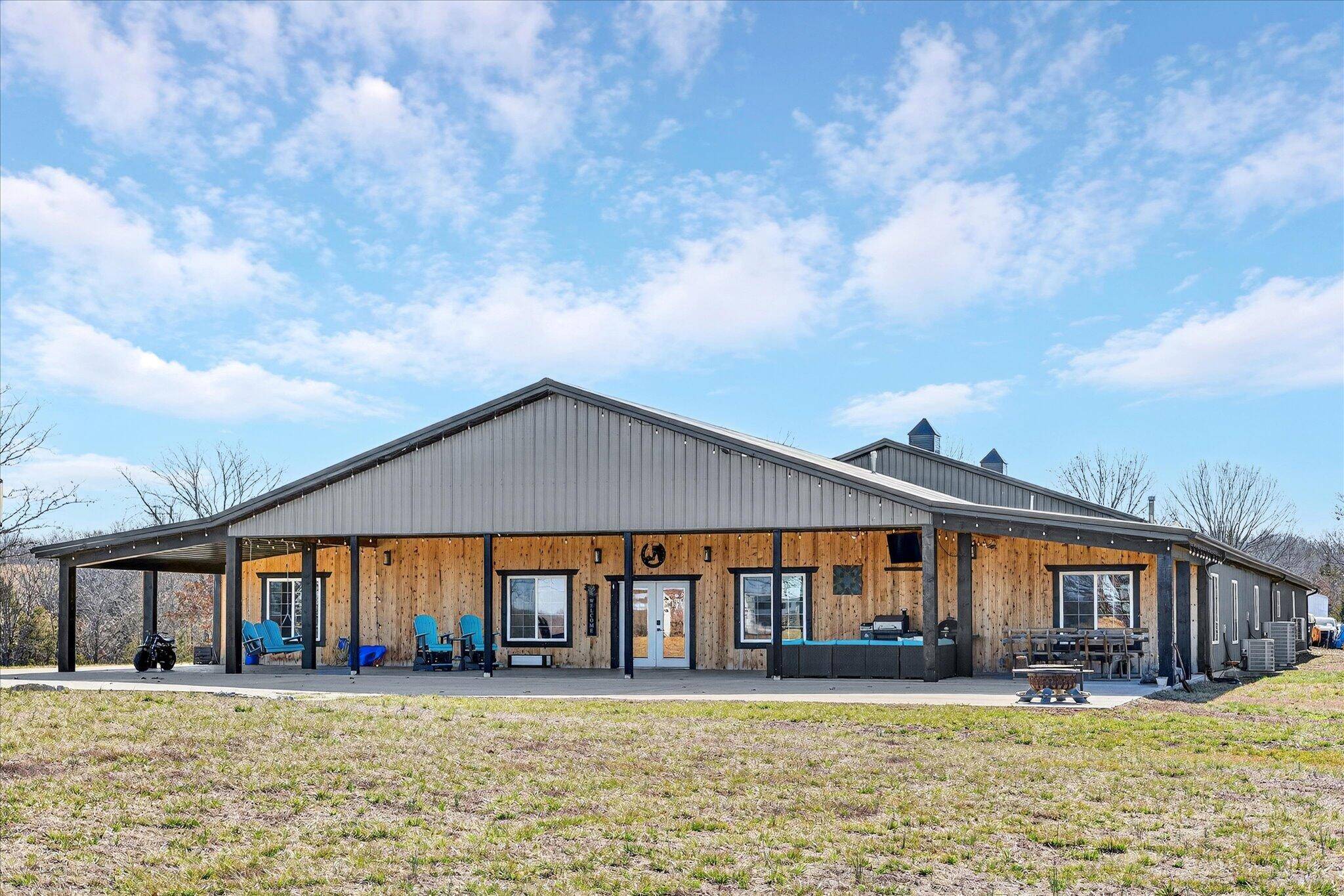 Address not disclosed, Bolivar, MO 65613