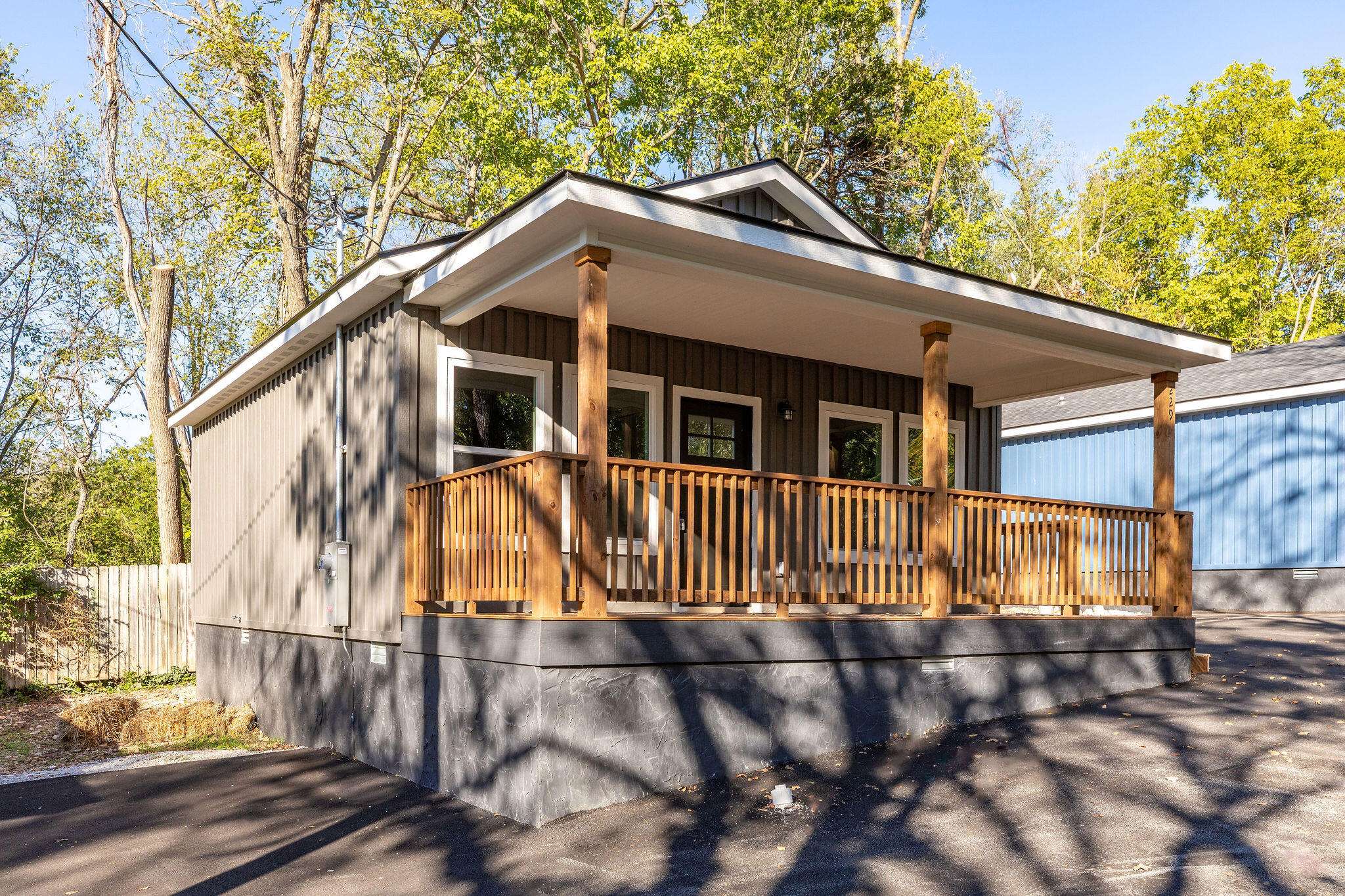 229 Sagers LN, Hollister, MO 65672
