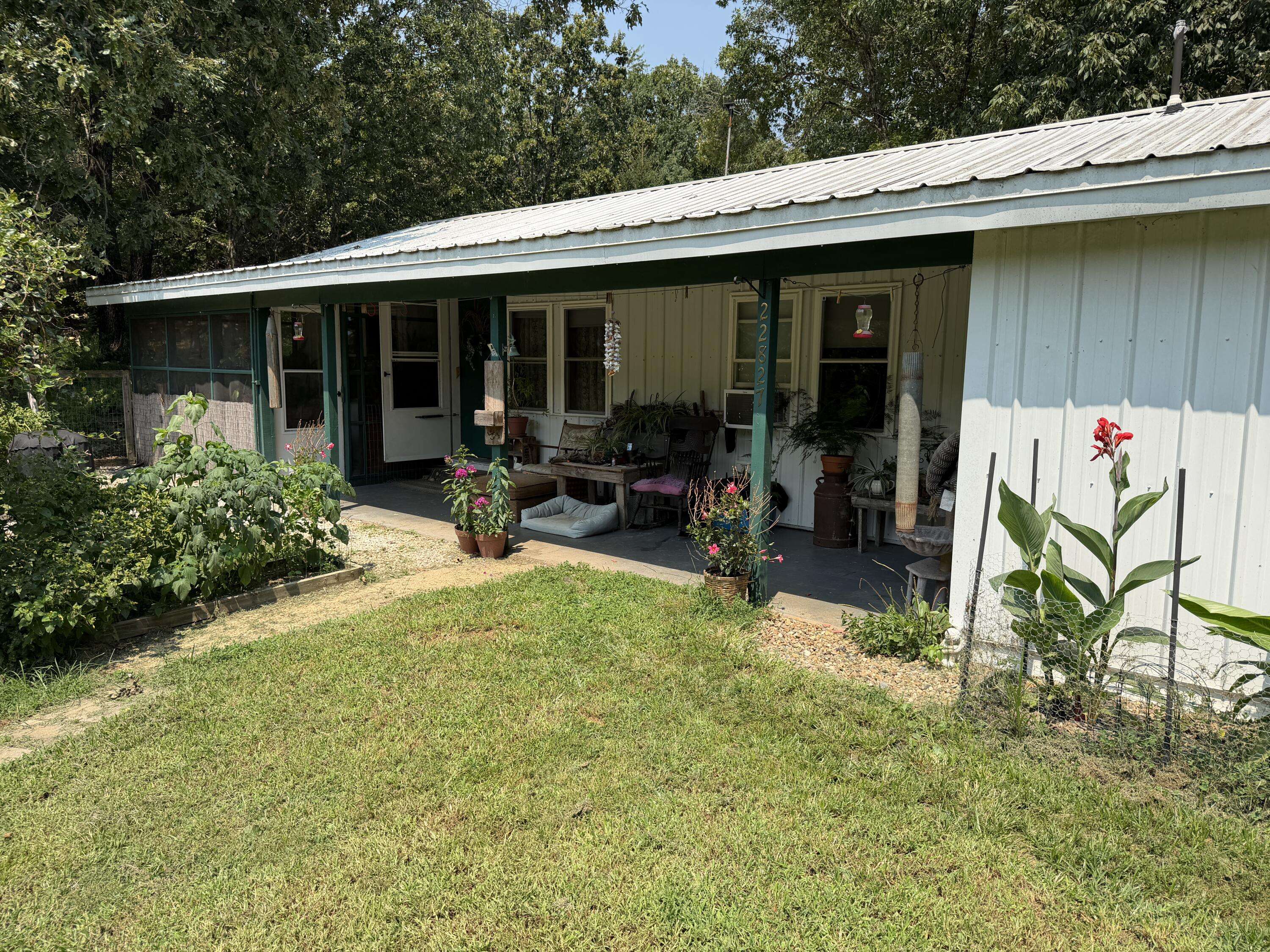 22827 Elderberry DR, Summersville, MO 65571