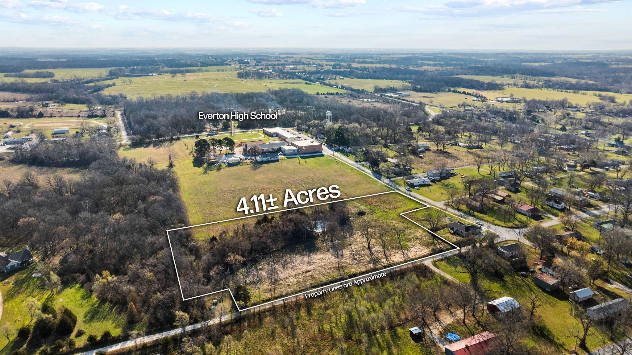 000 E School ST, Everton, MO 65646