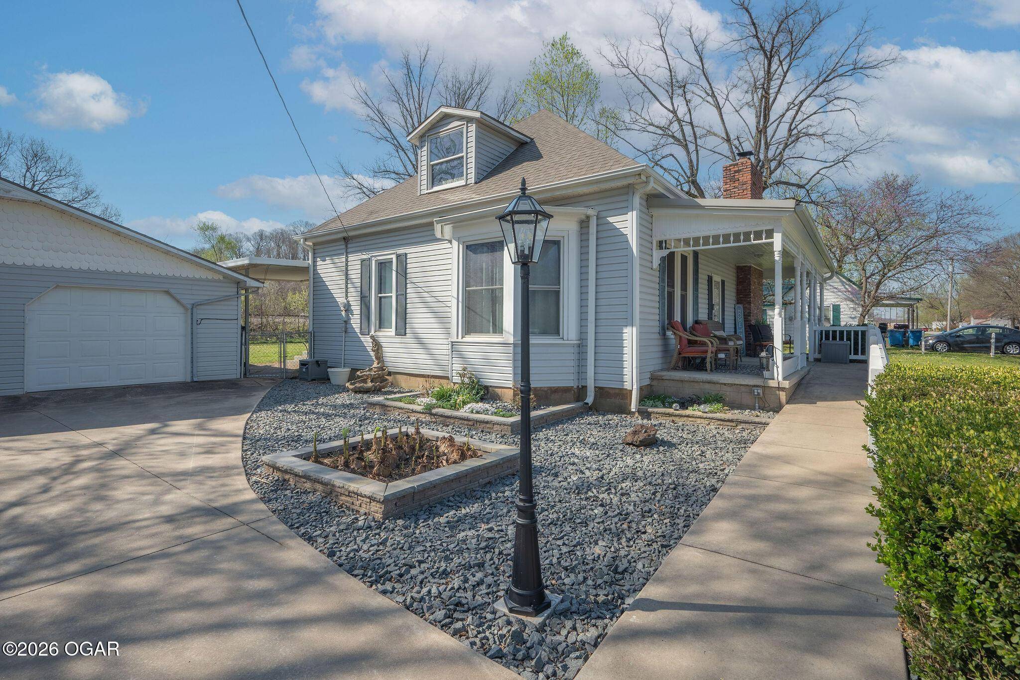 436 Oneida ST, Seneca, MO 64865