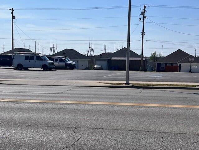 2412 S Main ST, Joplin, MO 64804