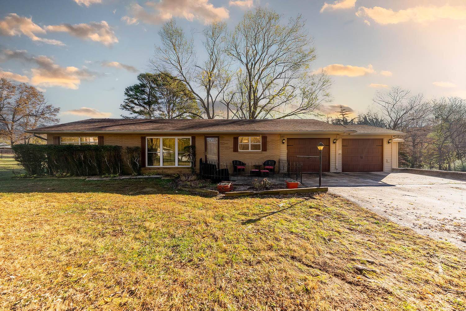 103 German LN, Alton, MO 65606