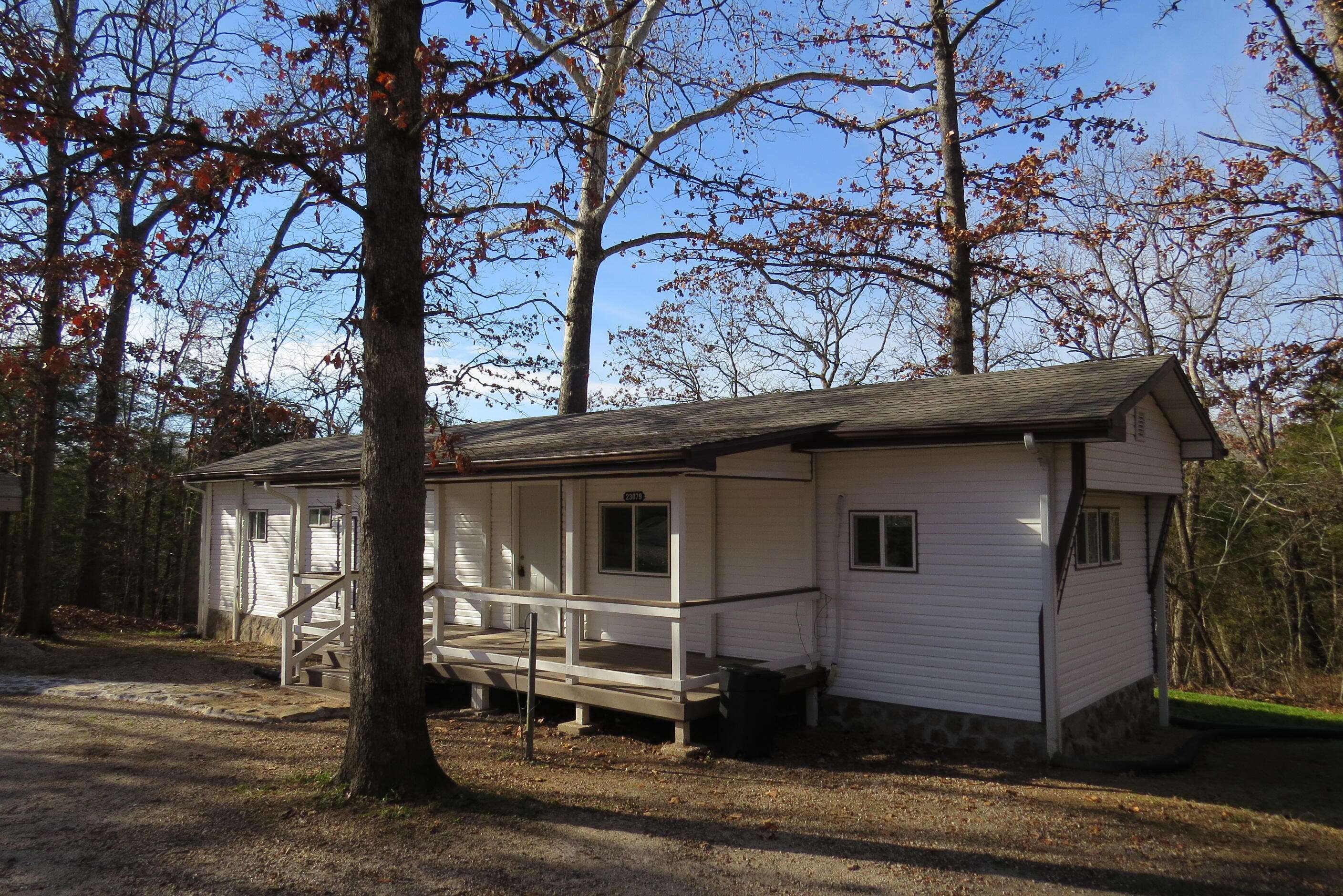 23079 Hickory LN, Shell Knob, MO 65747