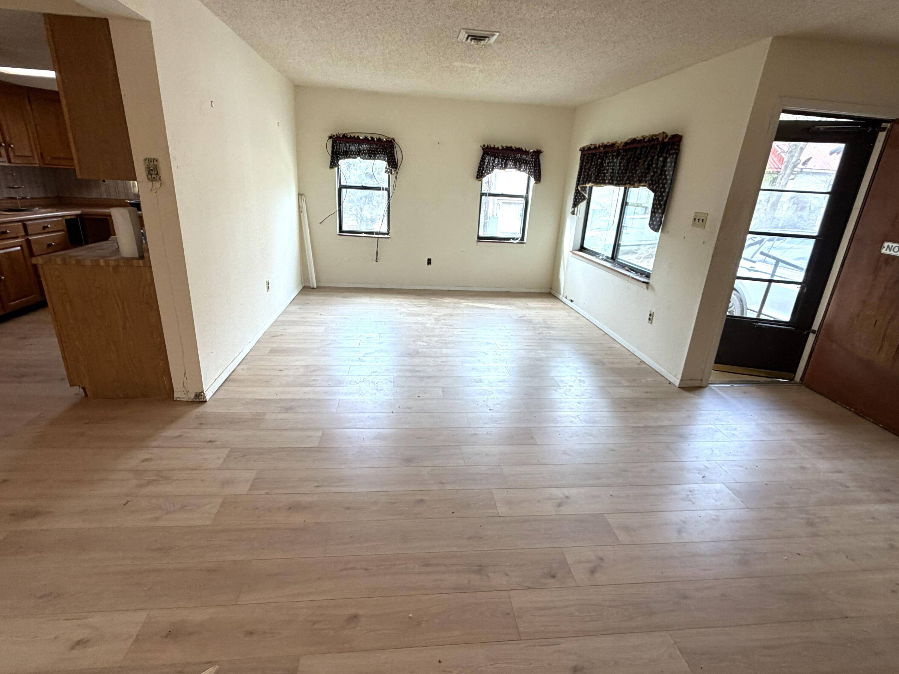 16232 Martin DR, Eminence, MO 65466