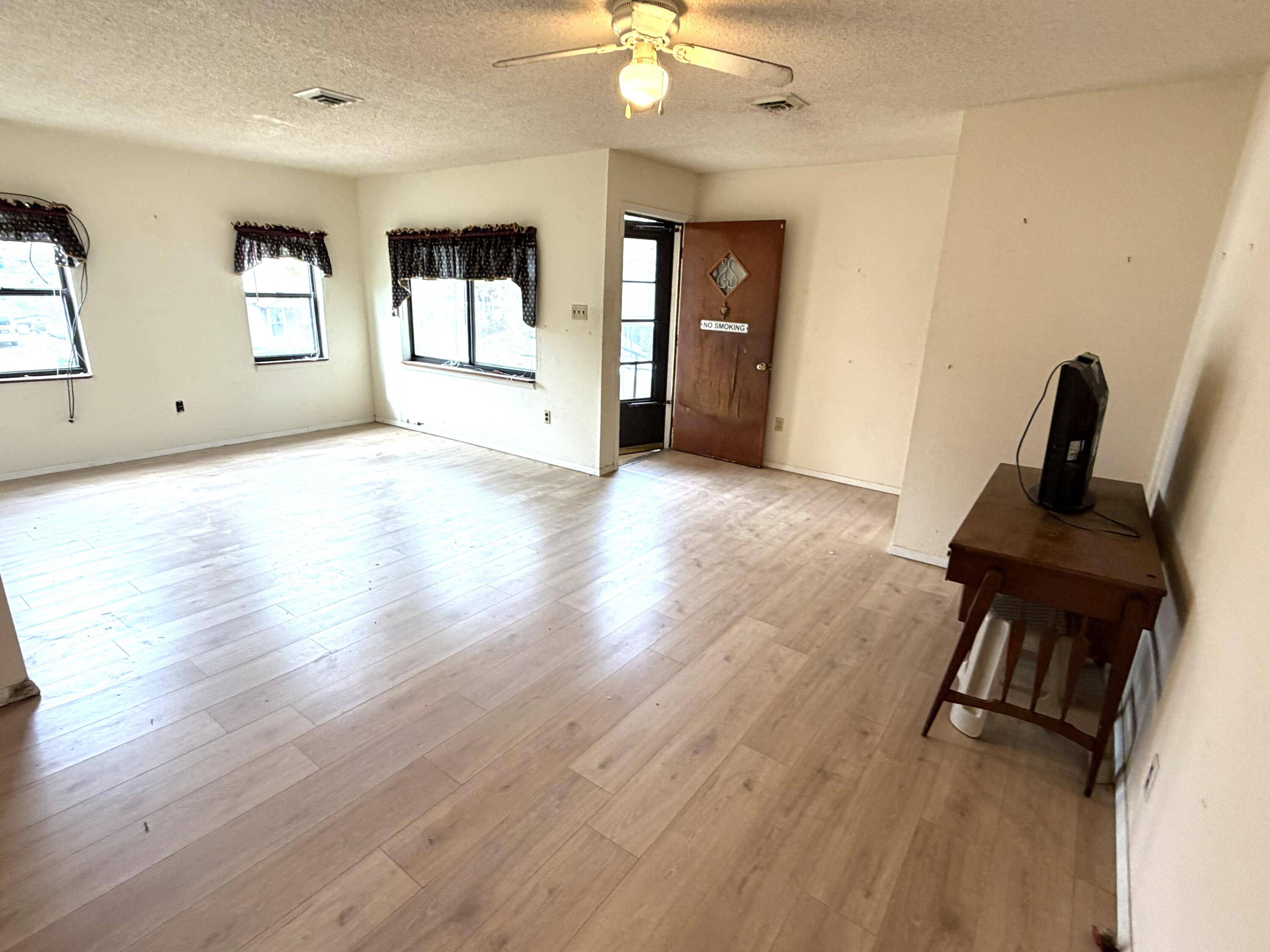 16232 Martin DR, Eminence, MO 65466
