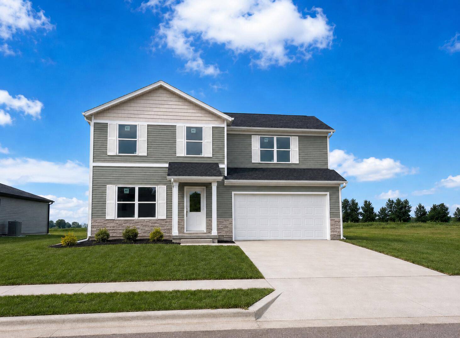 1718 N Boxwood DR, Brookline, MO 65619