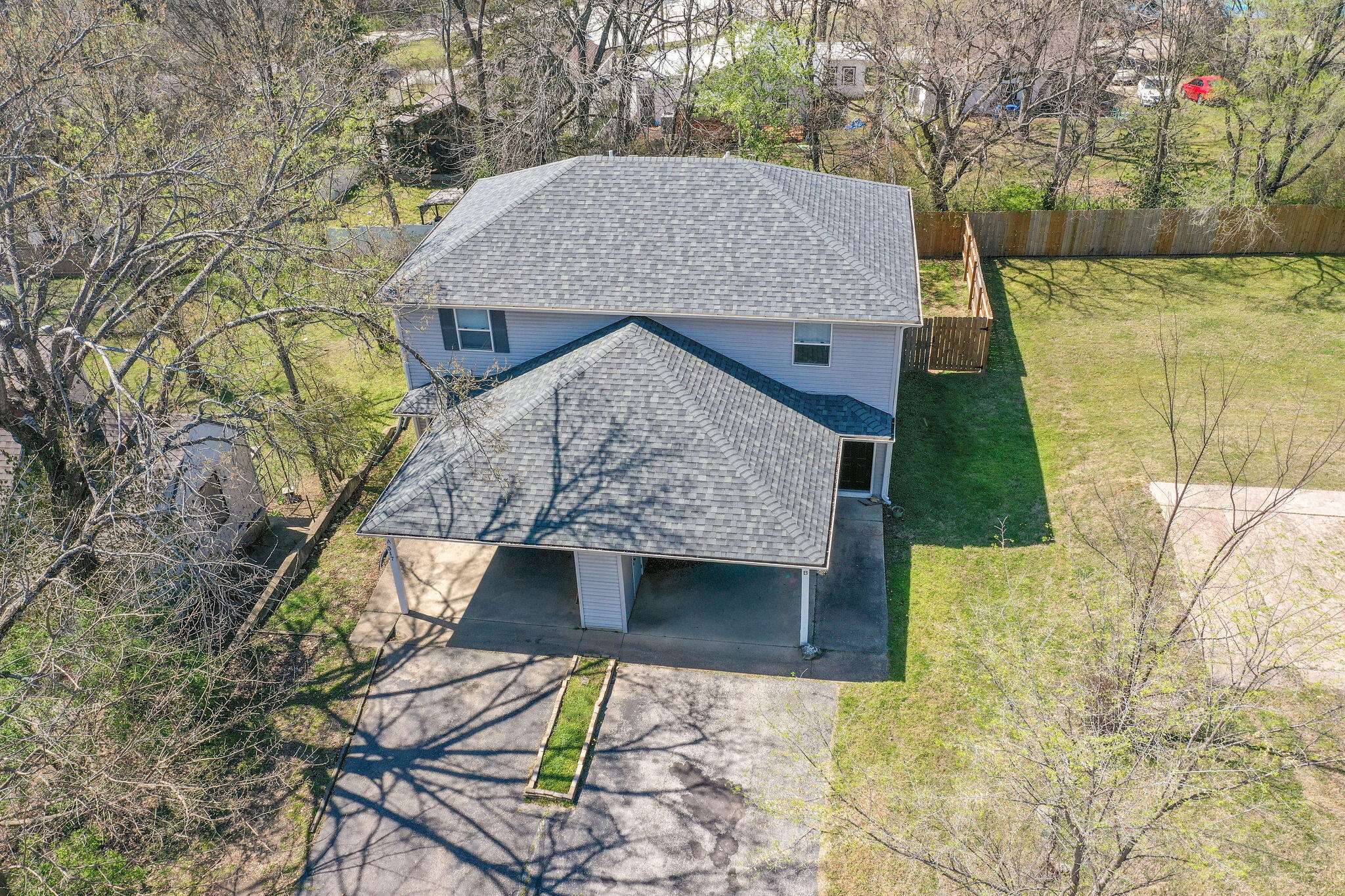 317-347 Hawthorne ST, Hollister, MO 65672