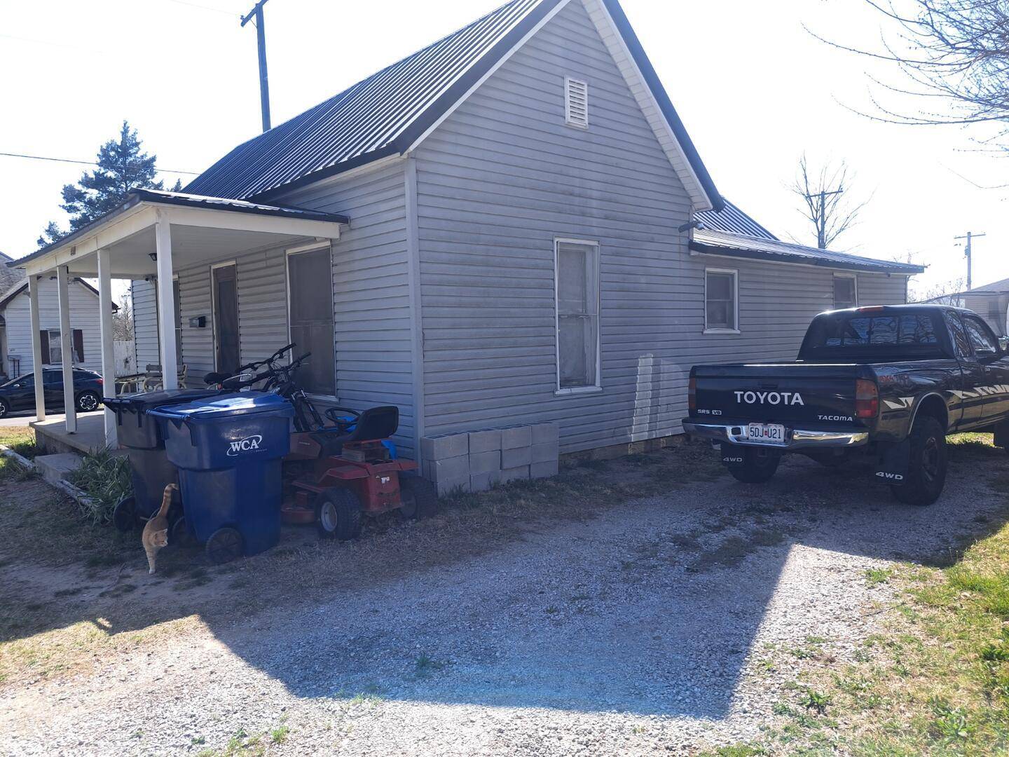 332 S Pennsylvania AVE, Webb City, MO 64870