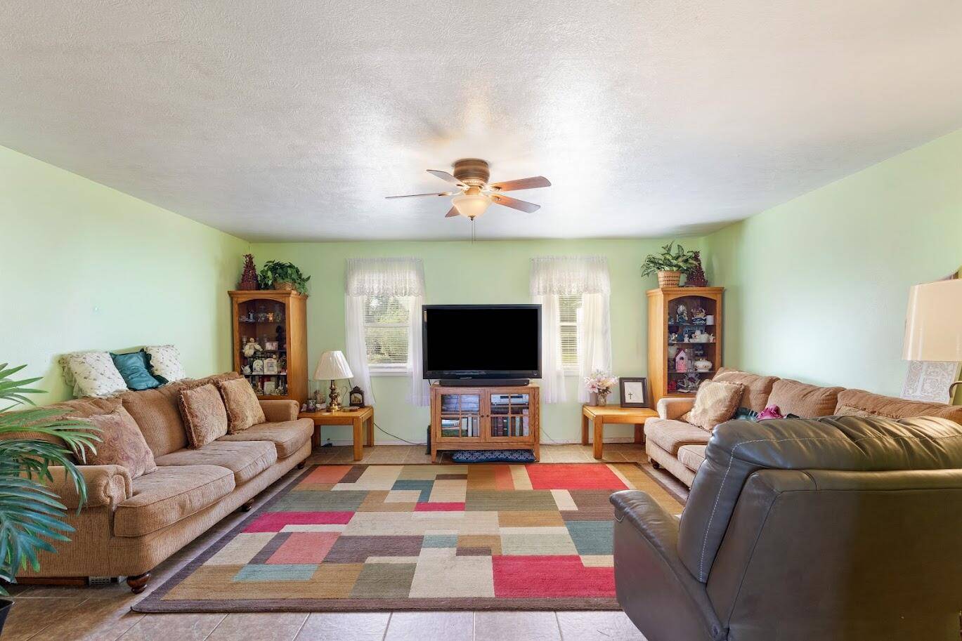 22057 State Highway 37, Cassville, MO 65625