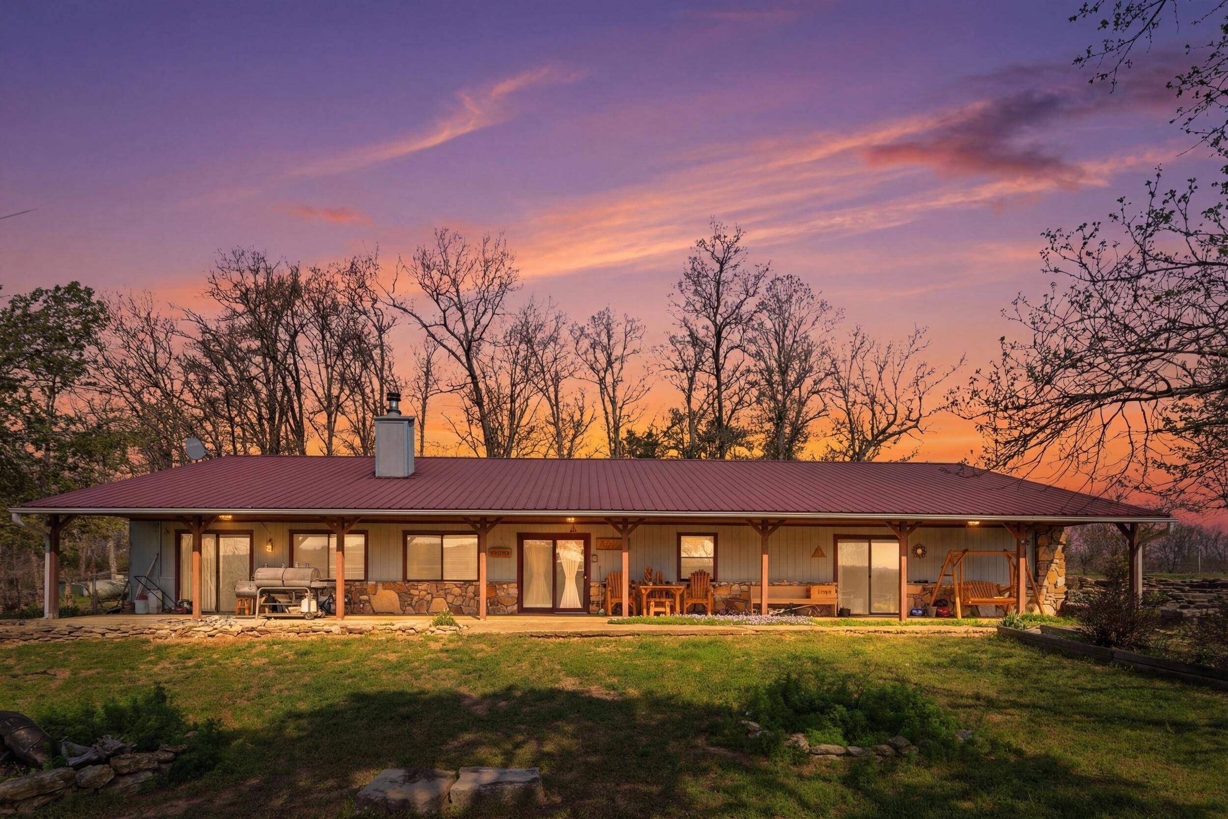 557 Hagewood LN, Theodosia, MO 65761