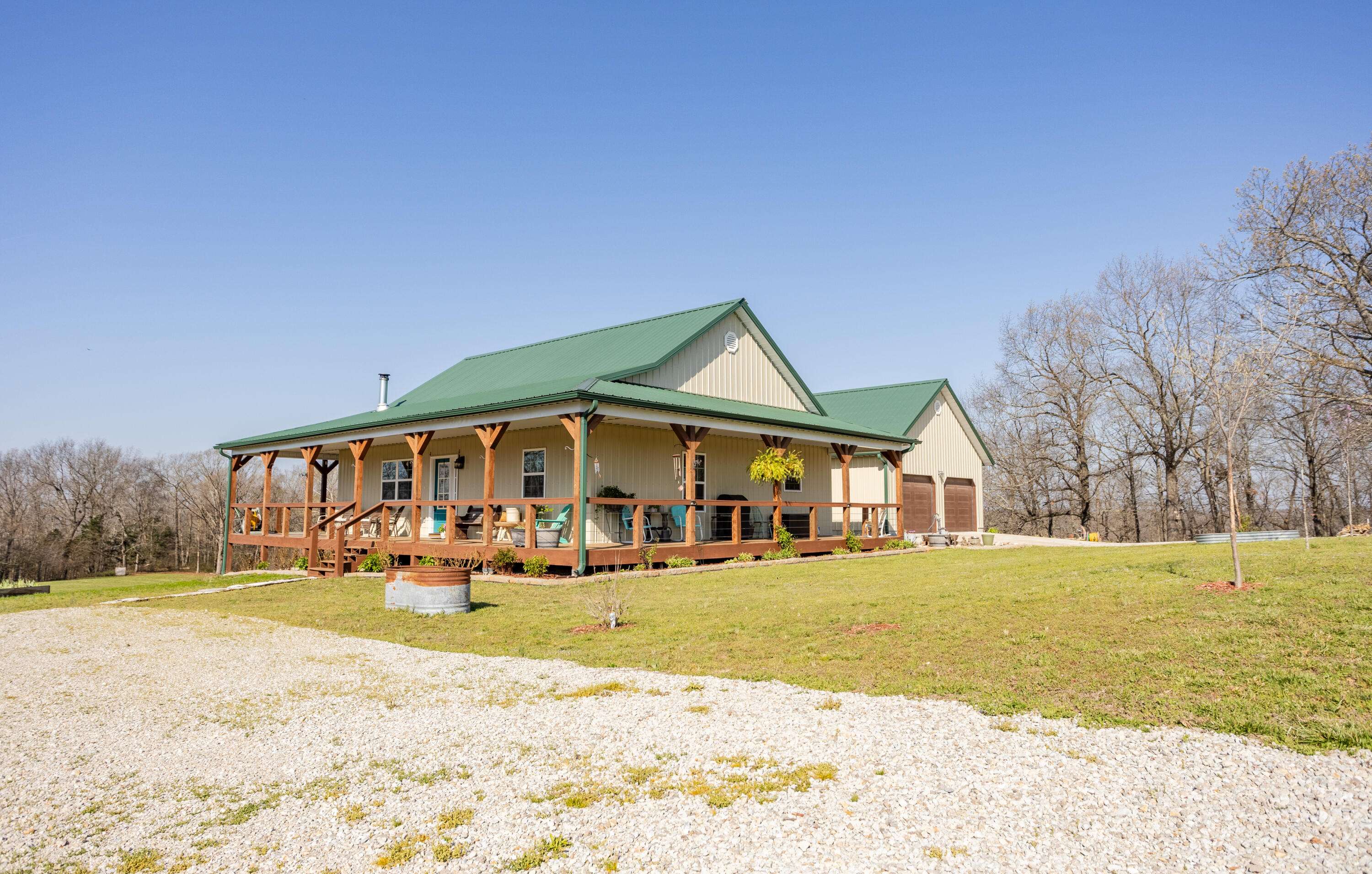16032 Farm Road 1212, Aurora, MO 65605