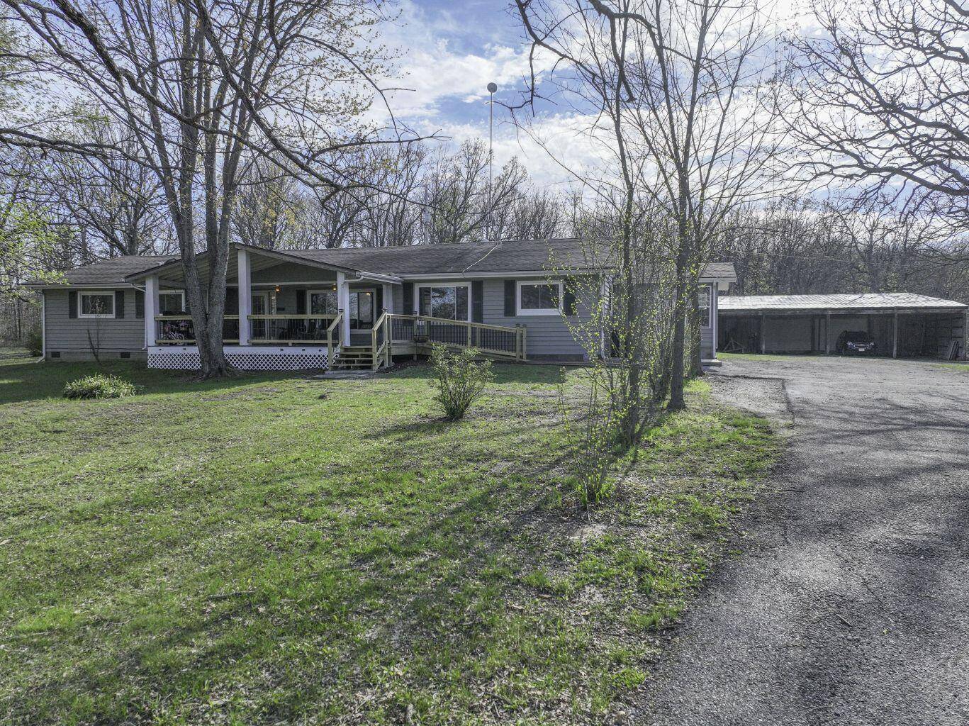 2066 State Highway Jj, Stoutland, MO 65567