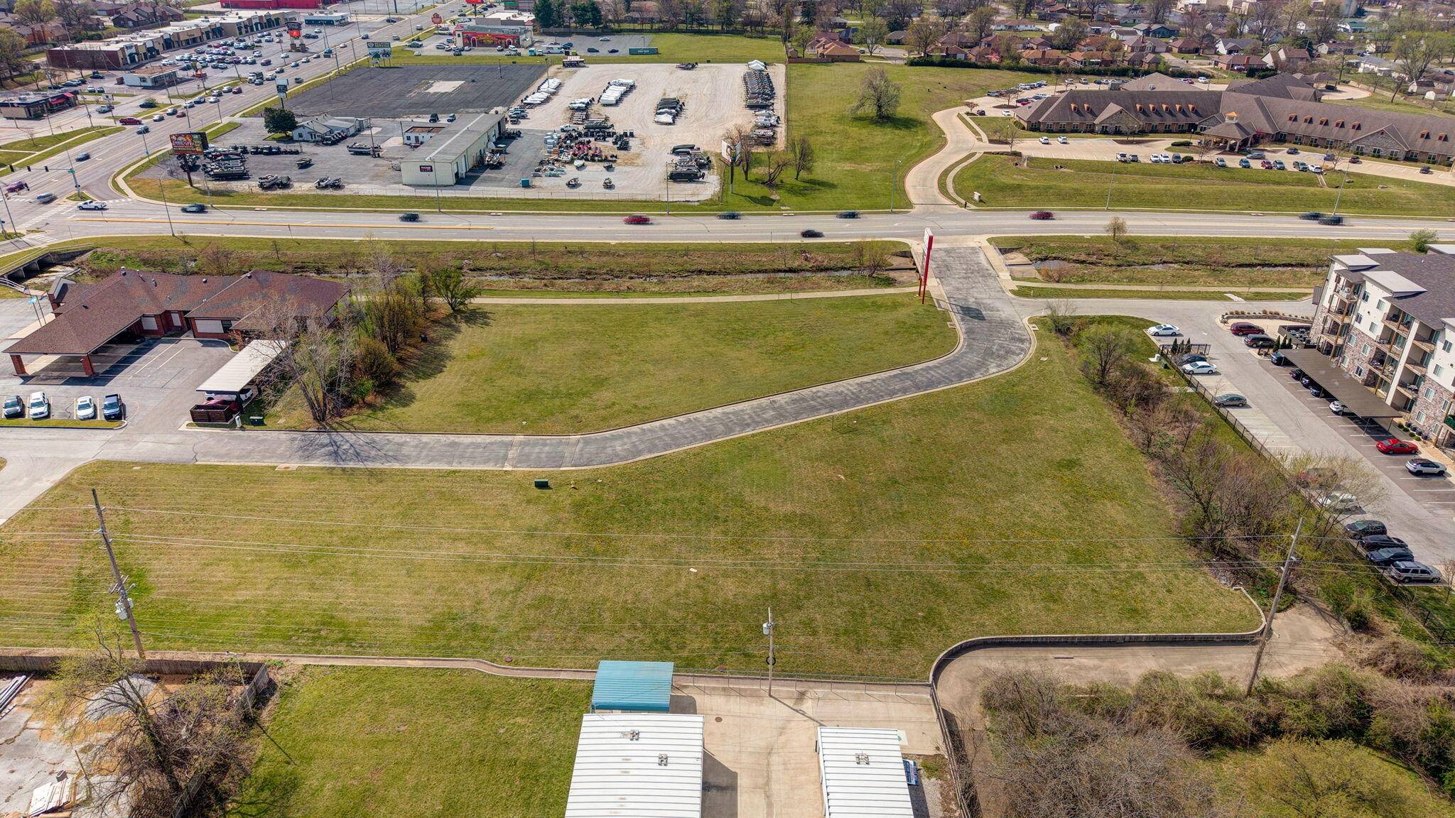 525 W Sunset ST, Springfield, MO 65807
