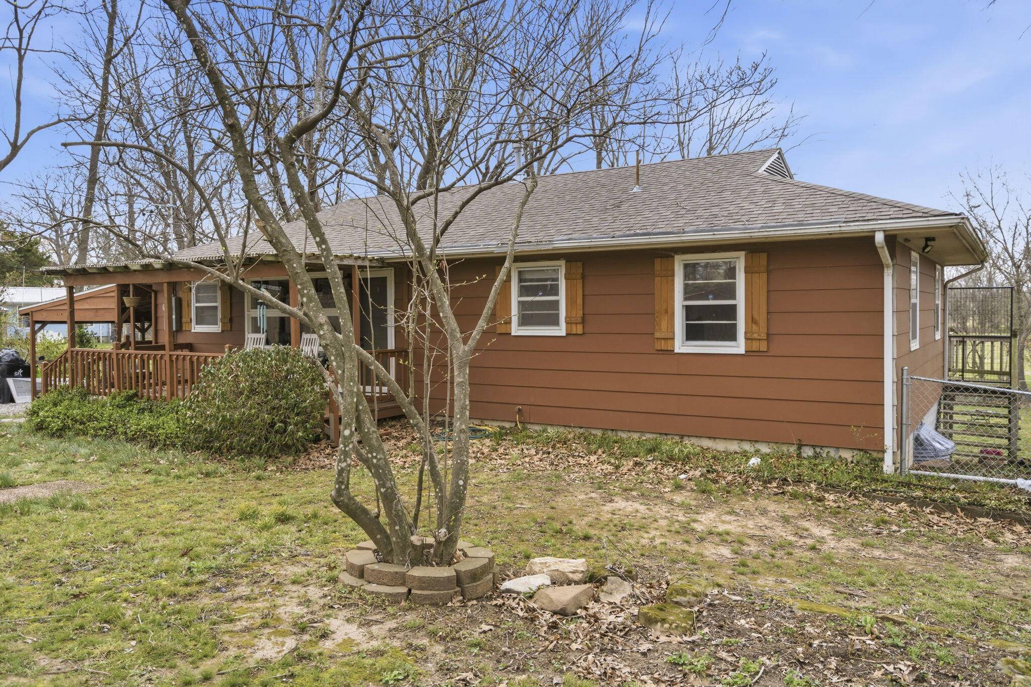200 N Jefferson, Marionville, MO 65705