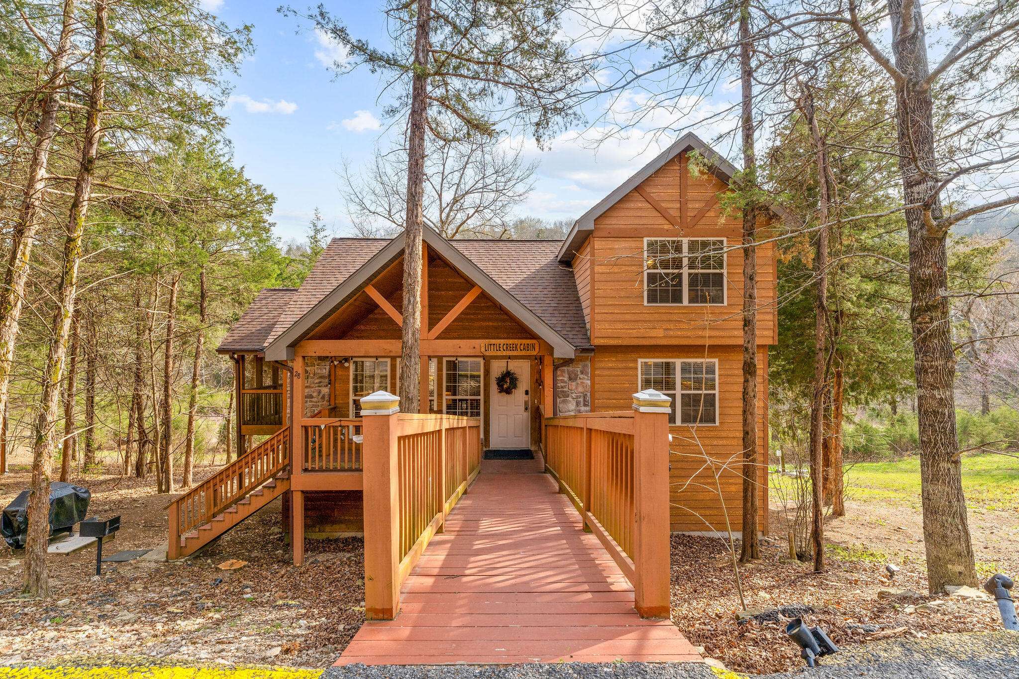 28 Stepping Stone WAY, Branson West, MO 65737