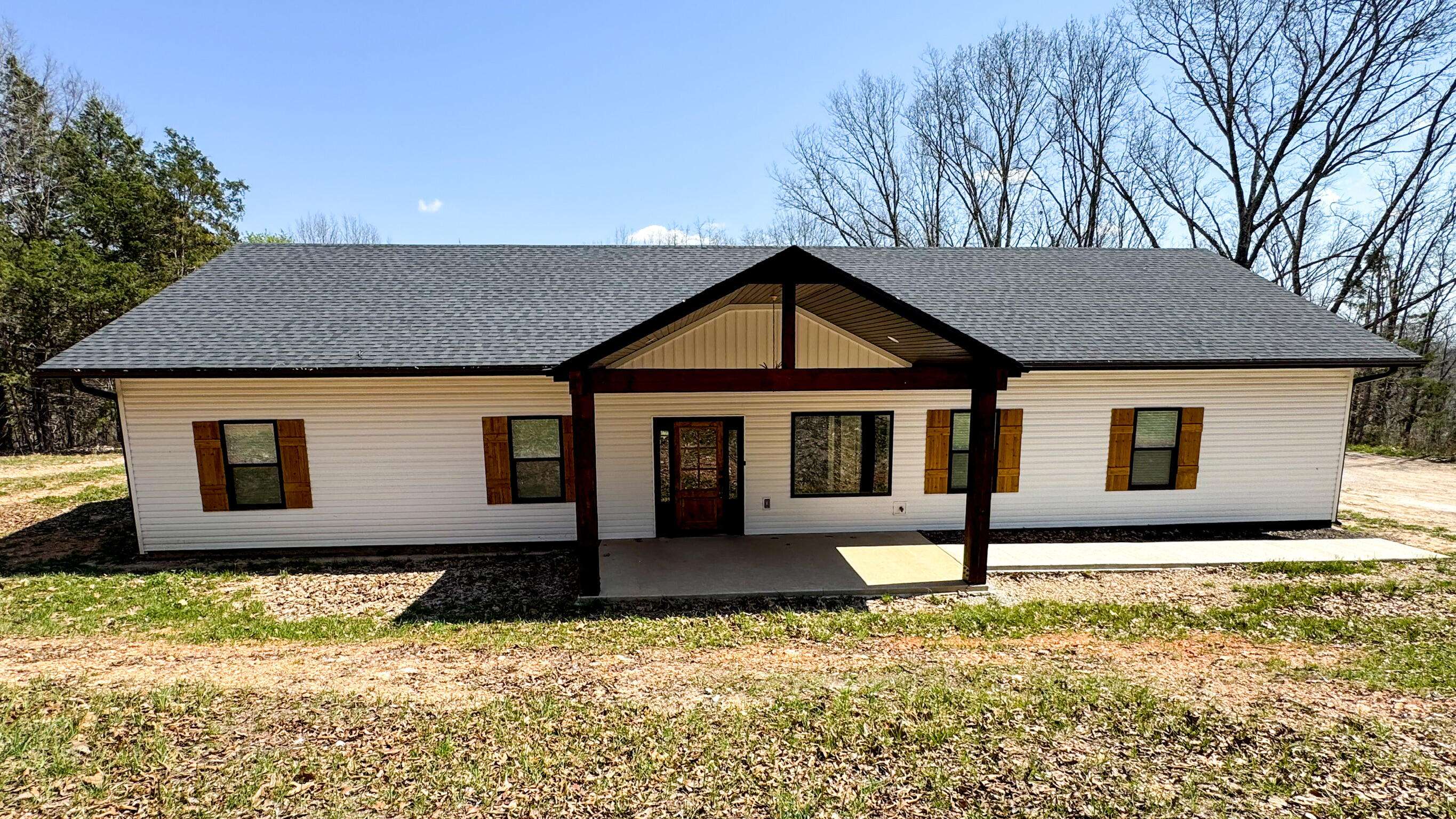 290 Mccord Bend RD, Galena, MO 65656