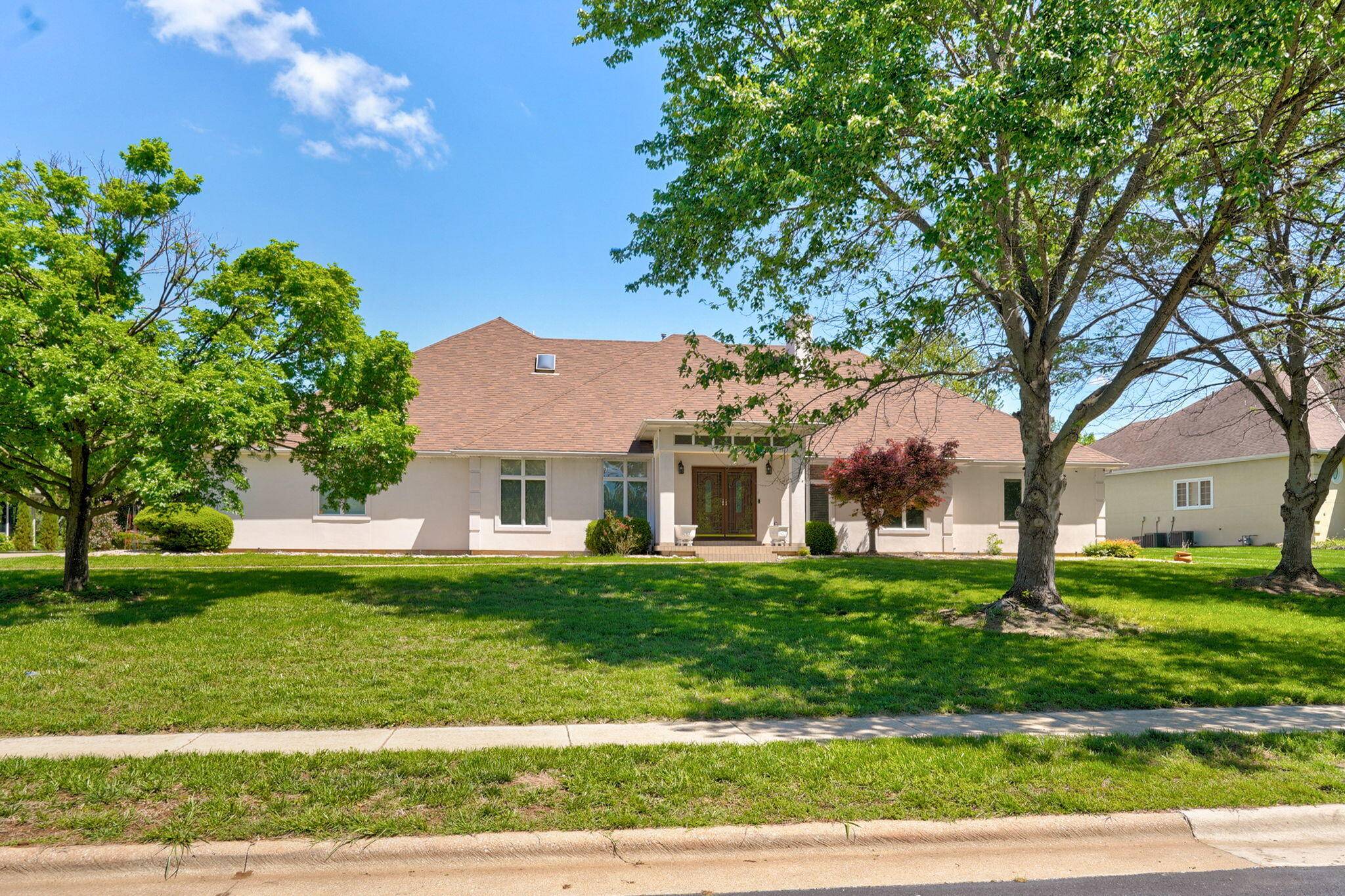 3695 E Turtle Hatch RD, Springfield, MO 65809