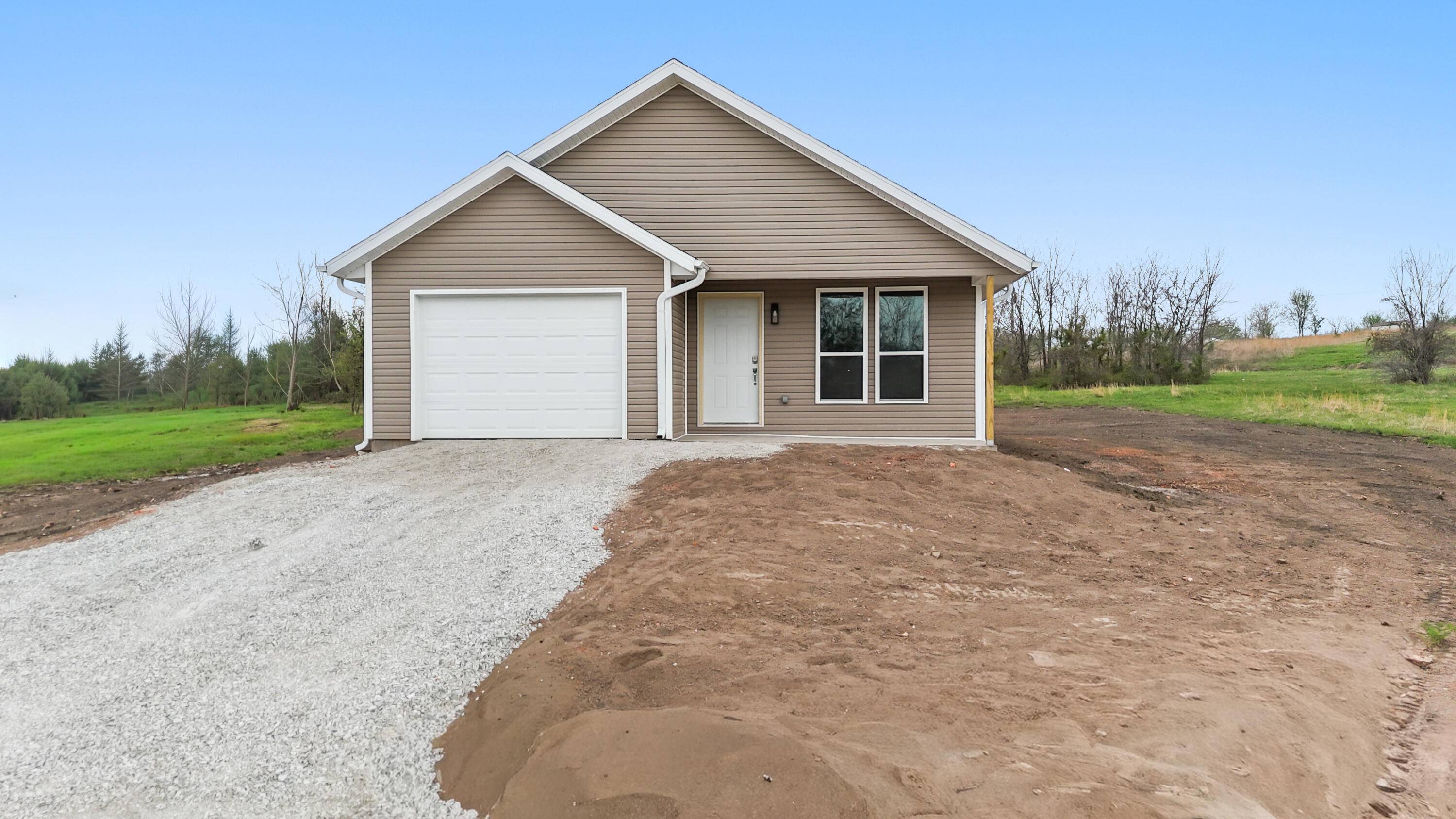 7902 Blockade, Seligman, MO 65745