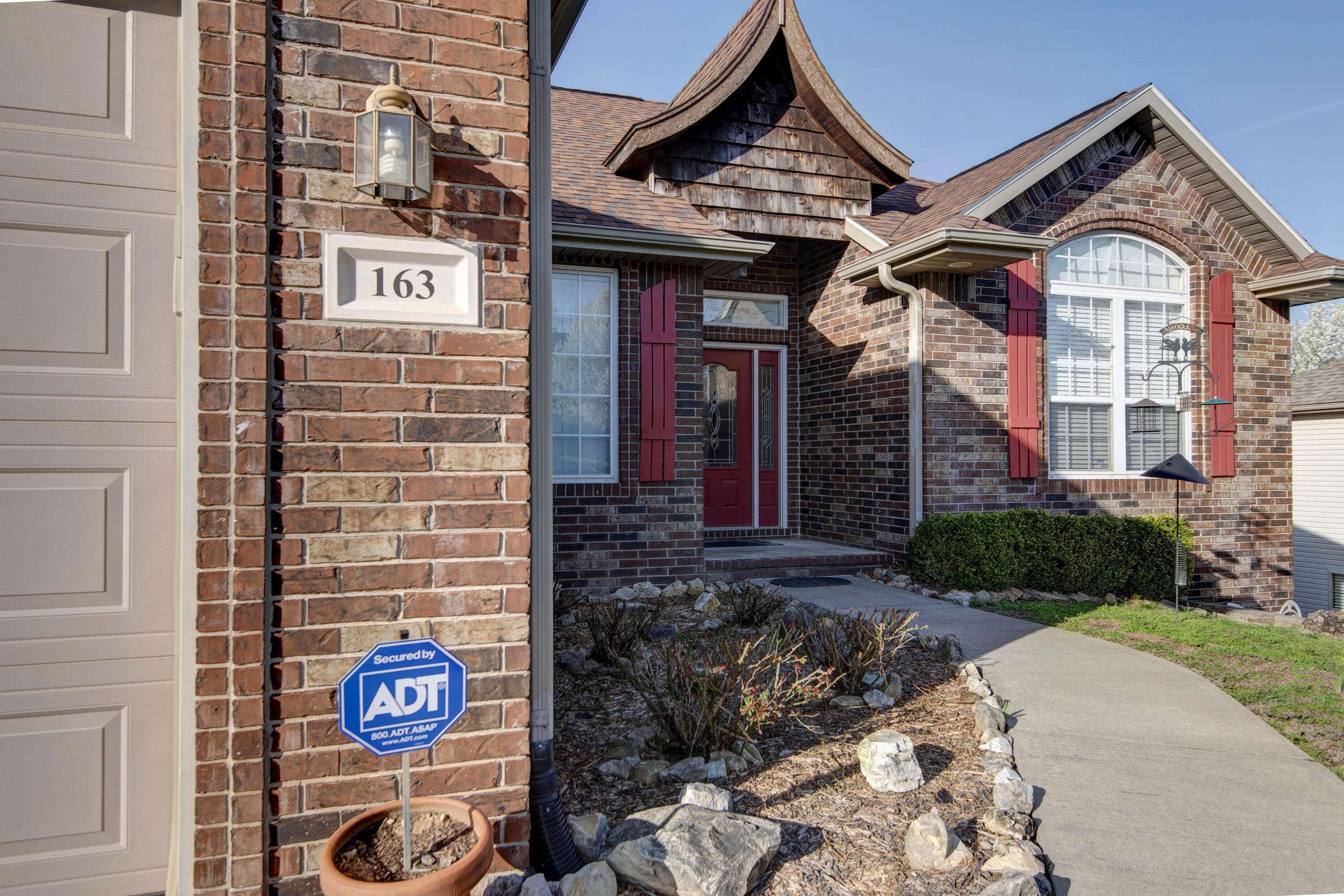 163 Oak Ridge AVE, Branson, MO 65616