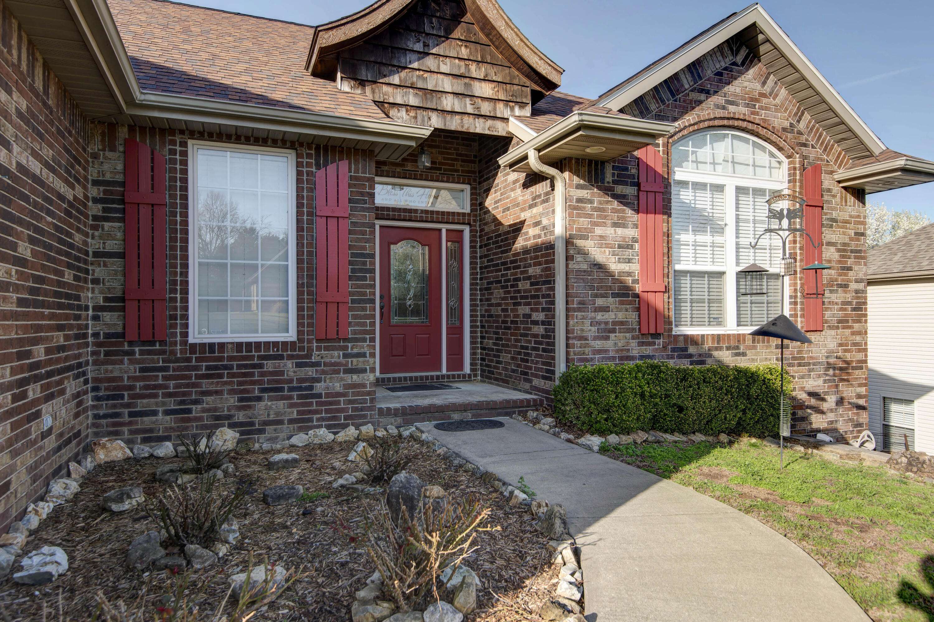 163 Oak Ridge AVE, Branson, MO 65616