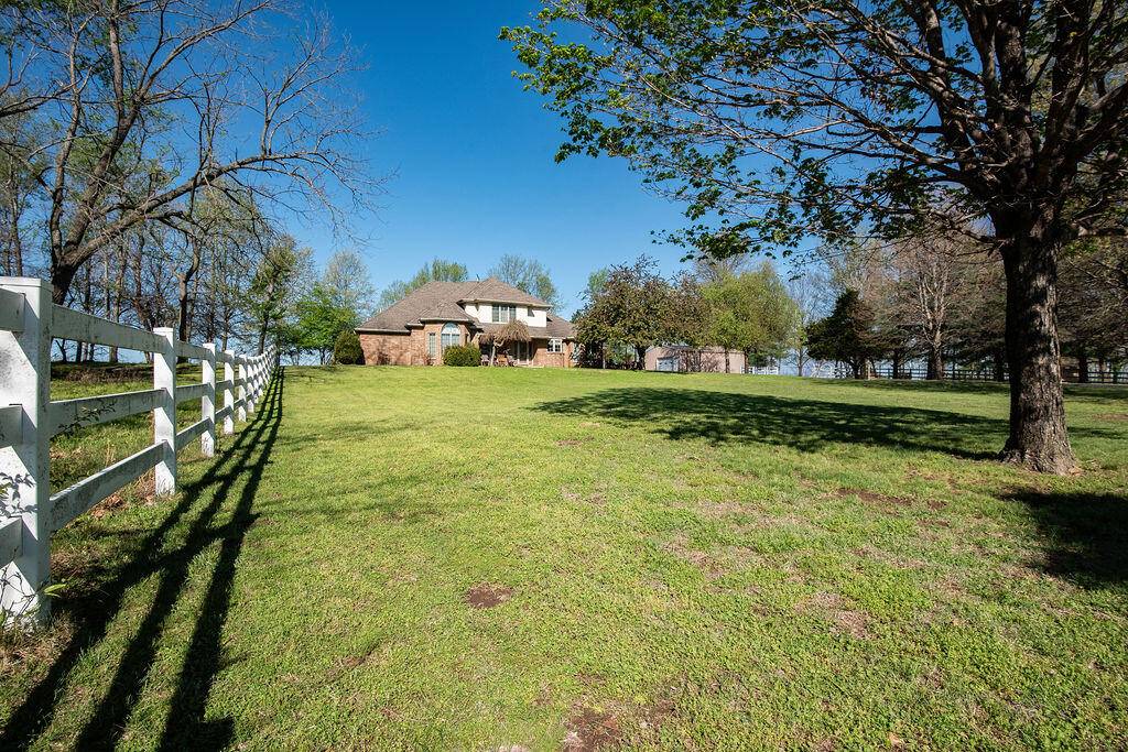 4181 N Farm Road 35, Ash Grove, MO 65604