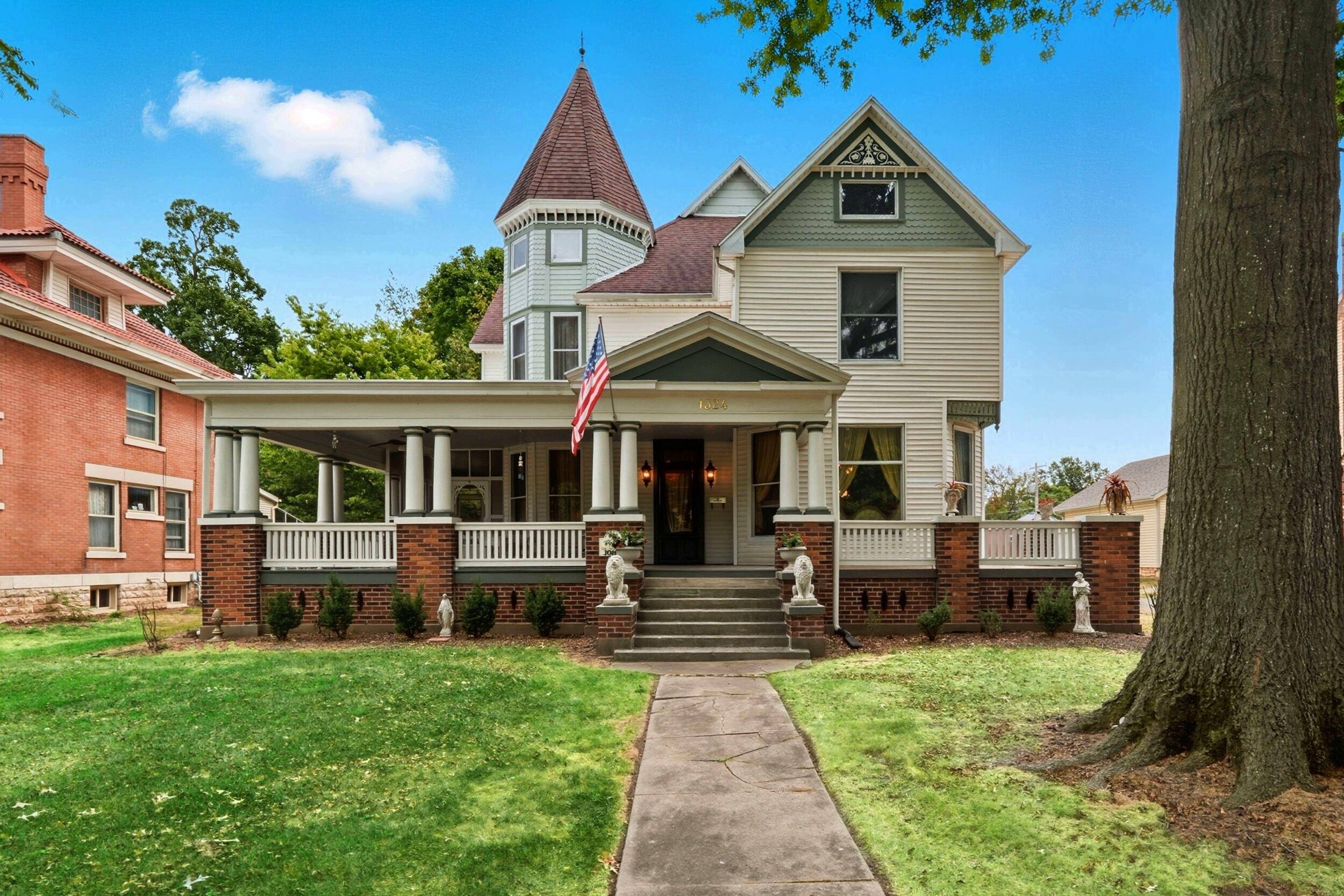 1324 N Washington AVE, Springfield, MO 65802