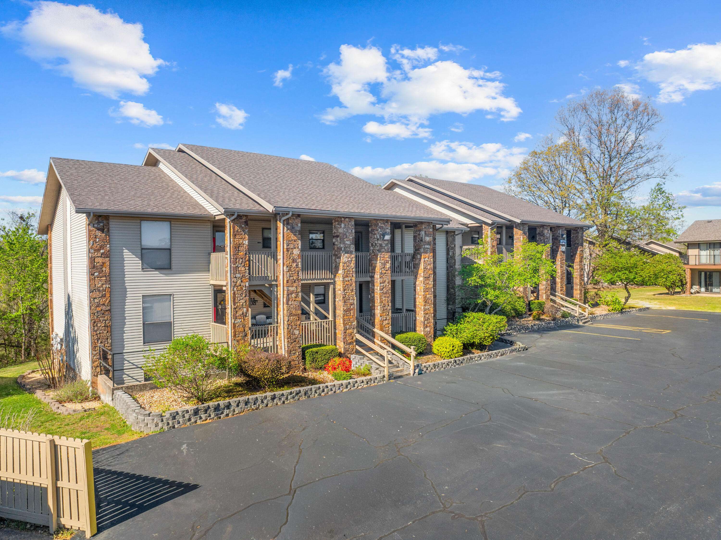 112 Overlook DR #10, Branson, MO 65616