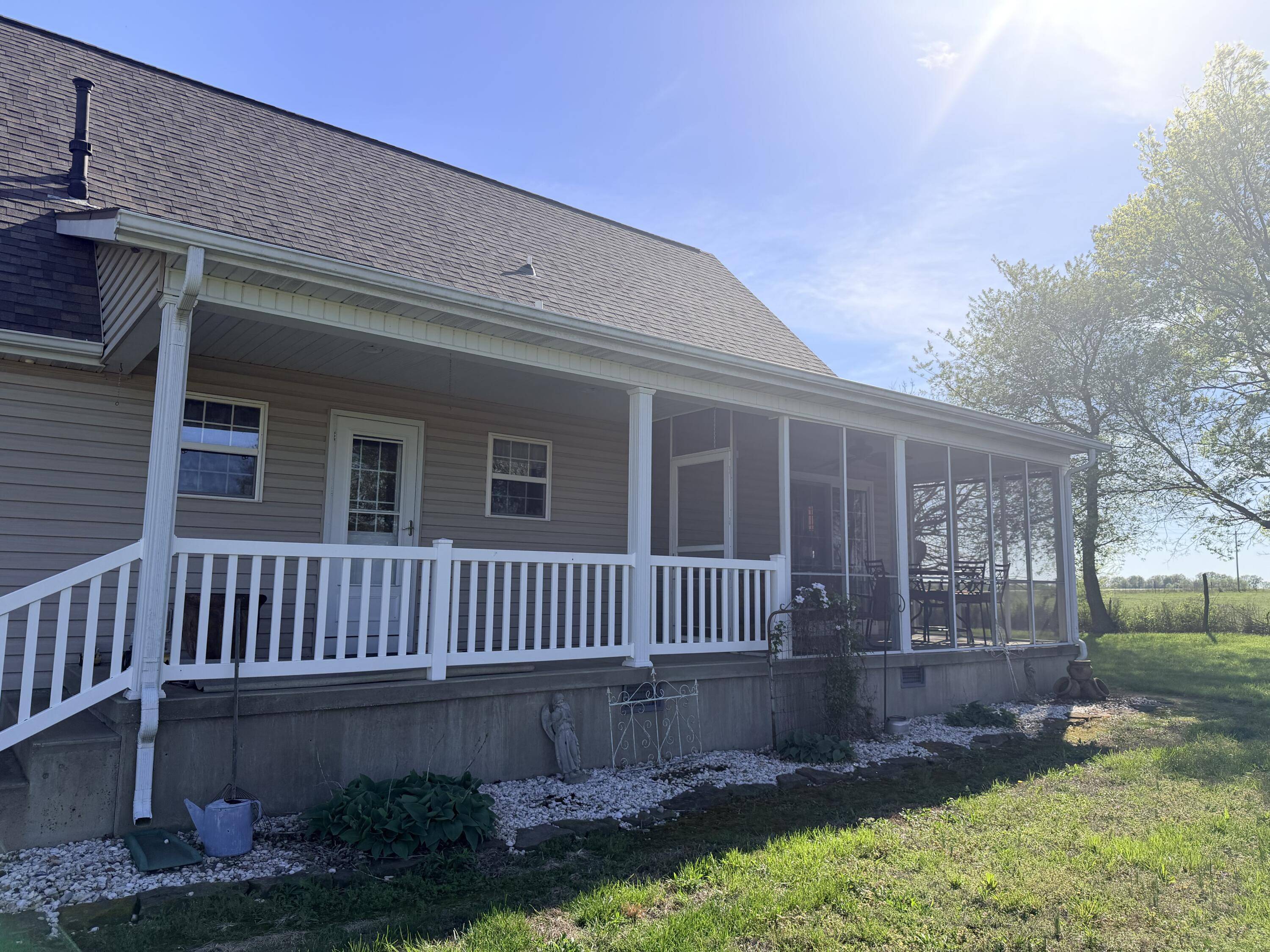 2481 Thorn RD, Golden City, MO 64748