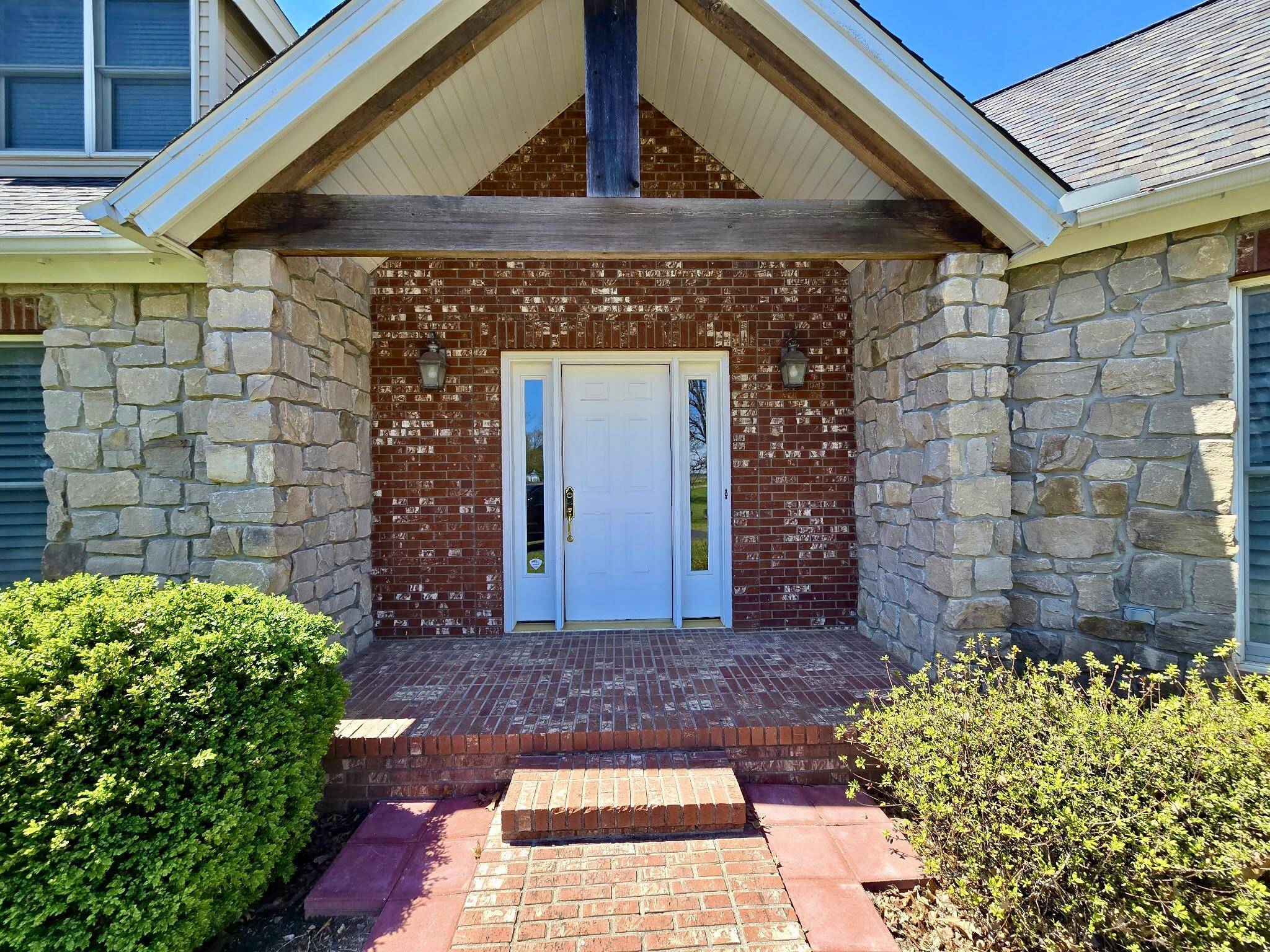 7805 Westwood DR, Houston, MO 65483