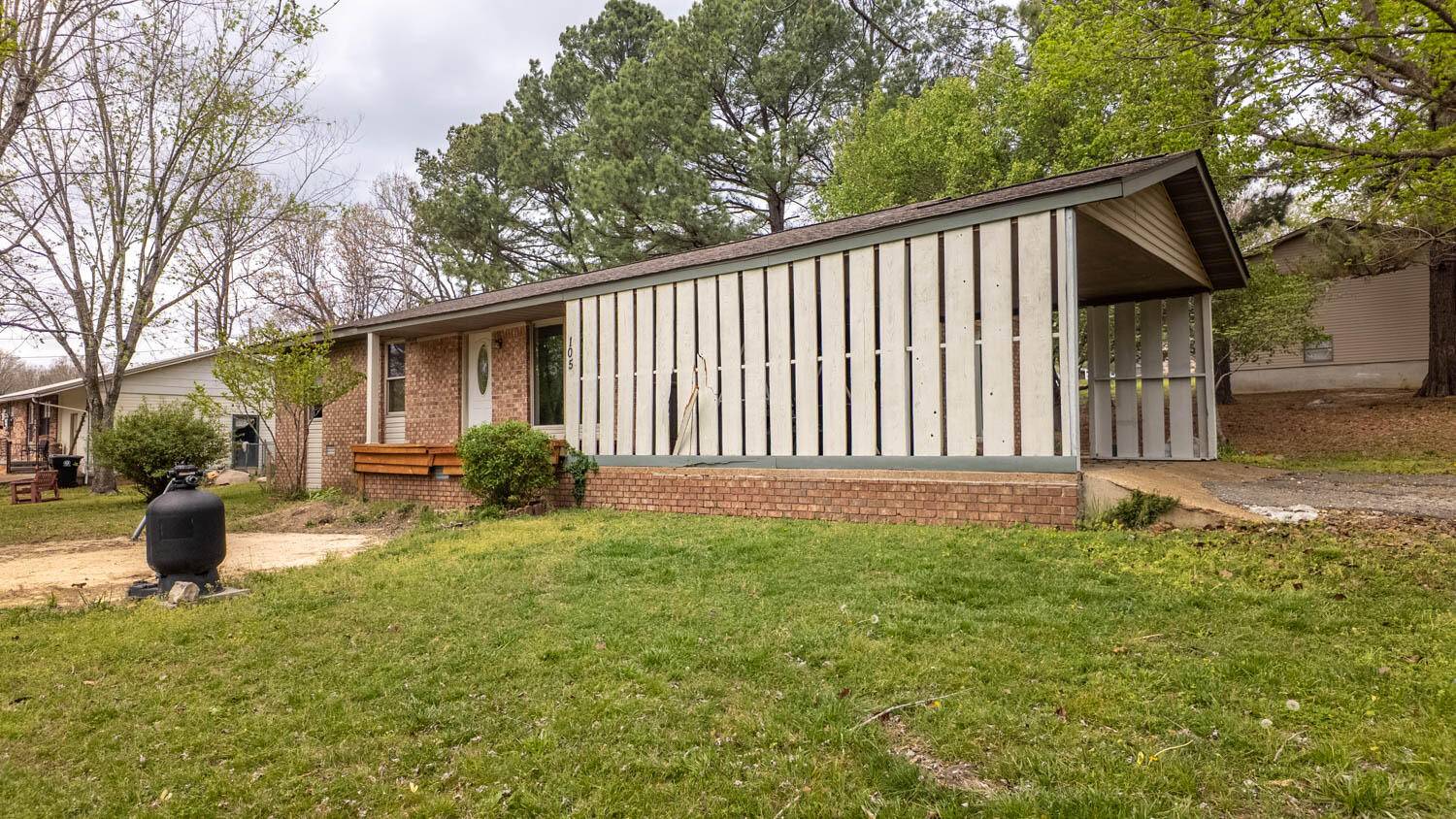 105 Welch ST, Salem, AR 72576