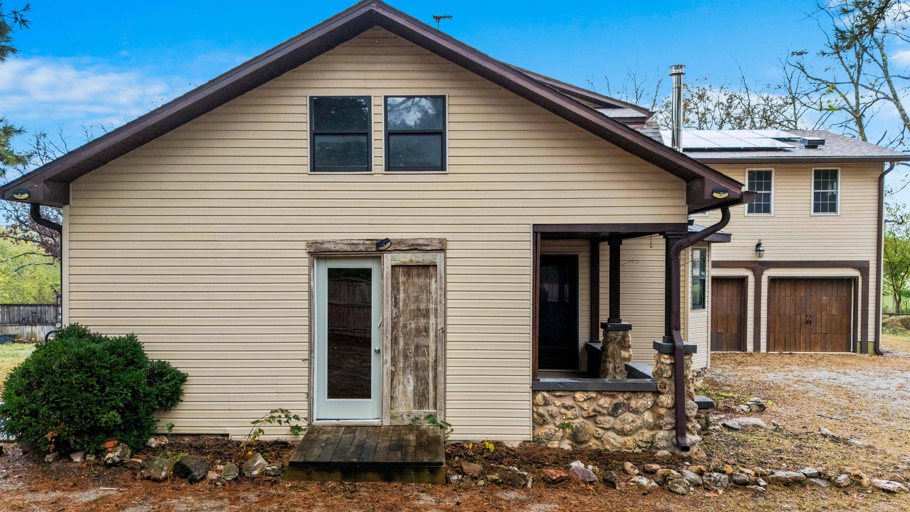 9769 County Road 8530, West Plains, MO 65775