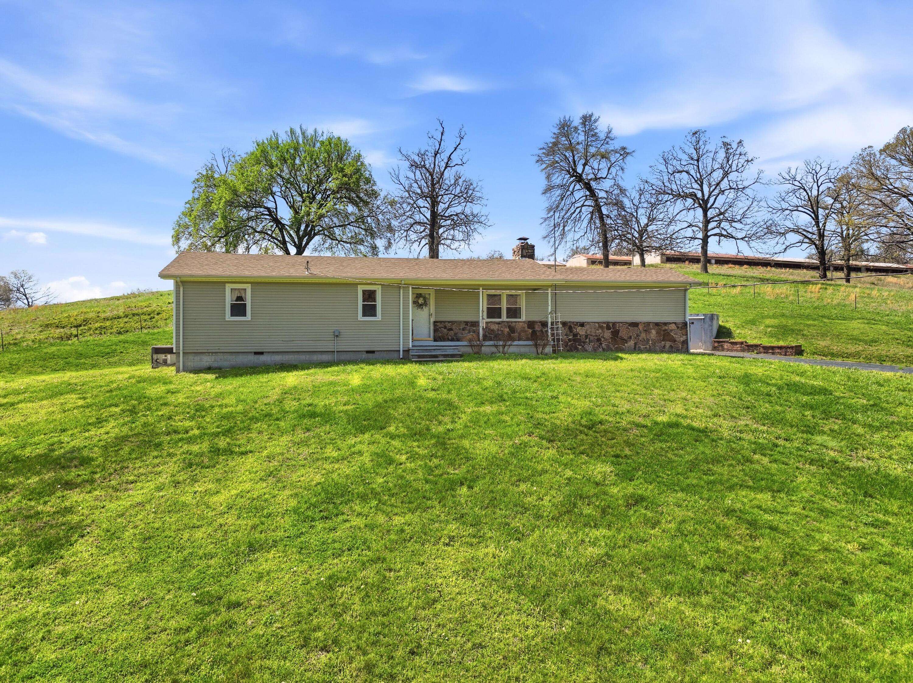 577 Mcnatt Road, Neosho, MO 64850