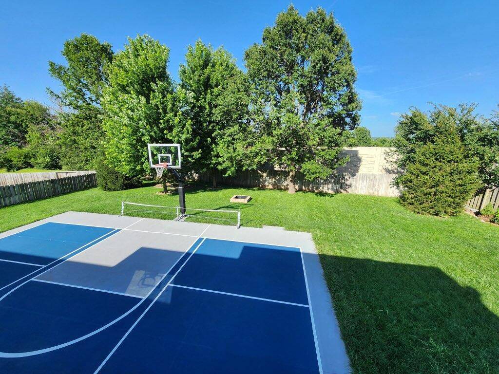 3238 S Juniper AVE, Springfield, MO 65804