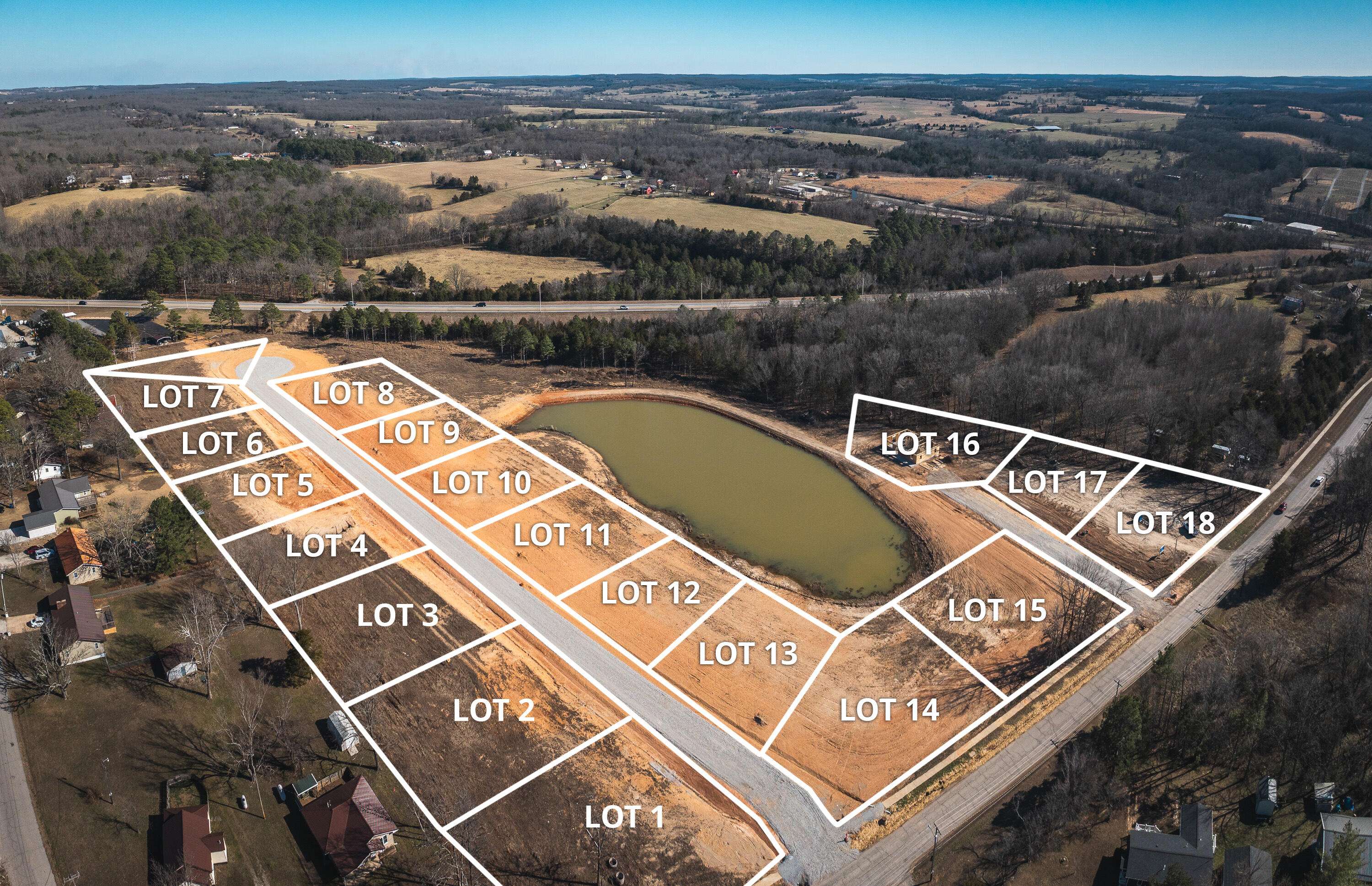 100 Clementine Lane, Houston, MO 65483