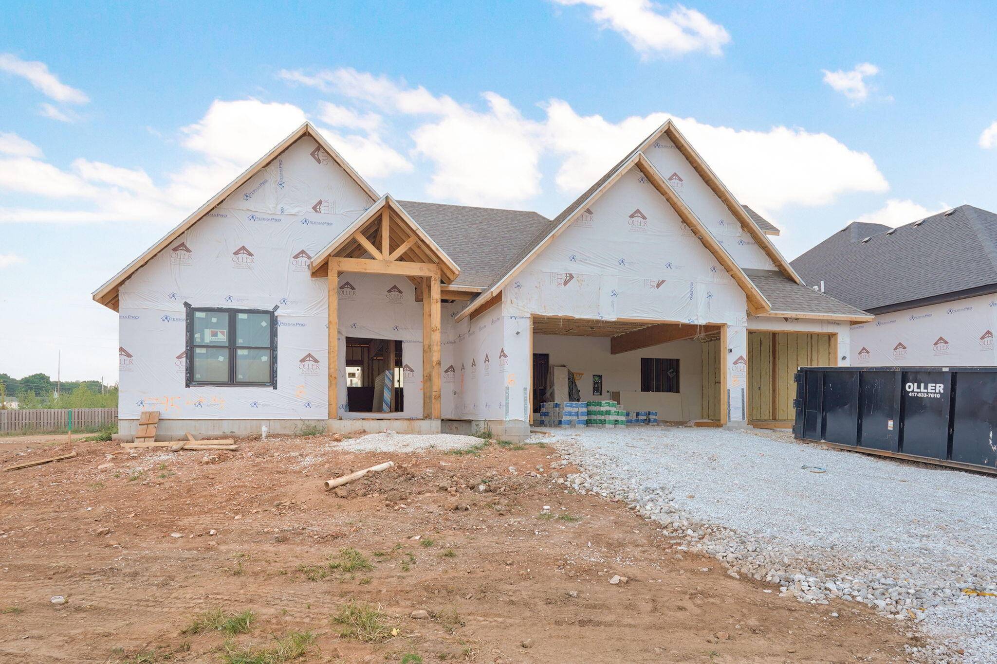 1795 S Pinecone Path, Springfield, MO 65809