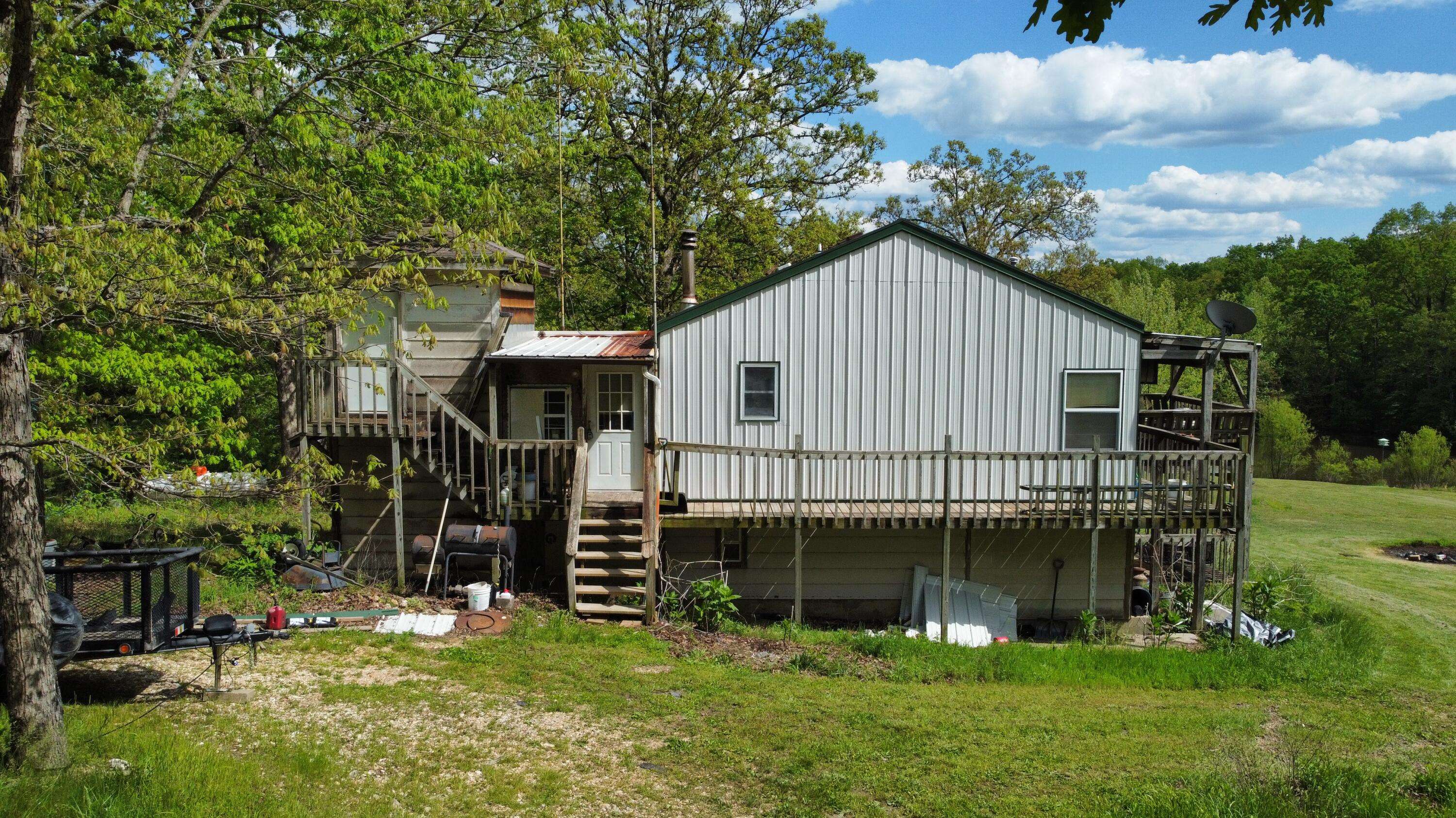 7766 Boulder Rd, Versailles, MO 65084