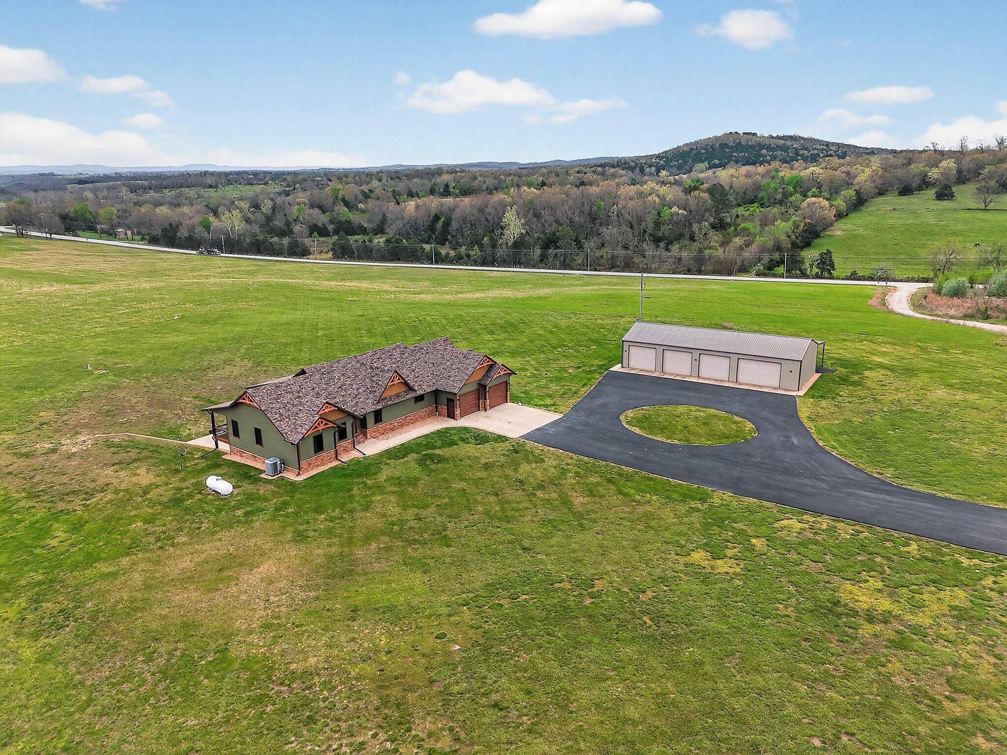 132 County Road 900, Theodosia, MO 65761