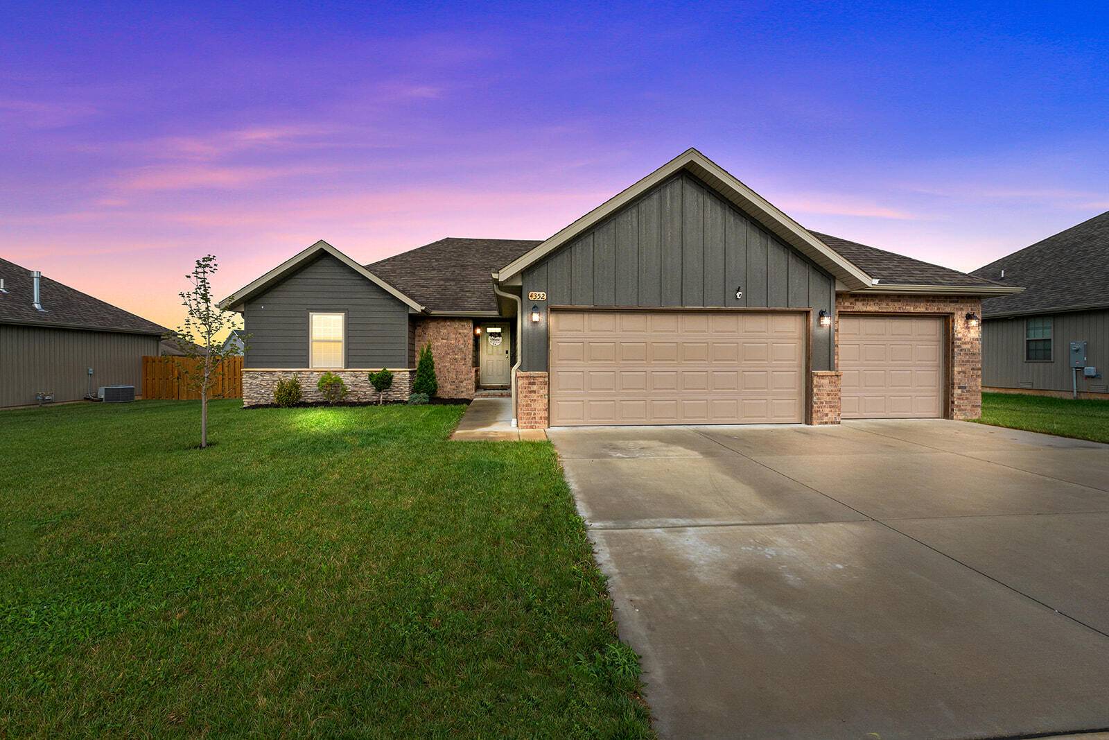 4352 Siena AVE, Ozark, MO 65721
