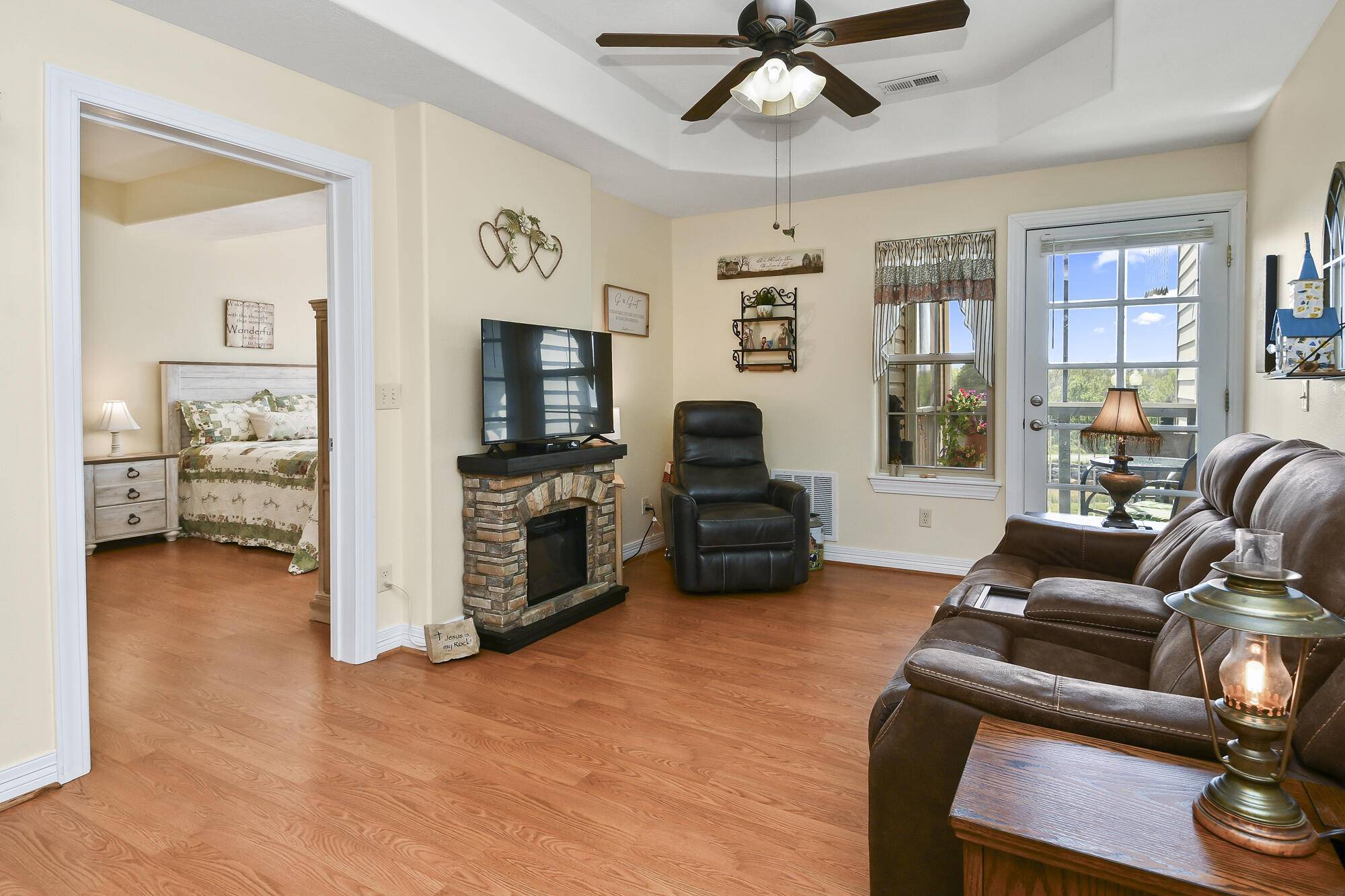 180 Grace Chapel RD #214, Blue Eye, MO 65611
