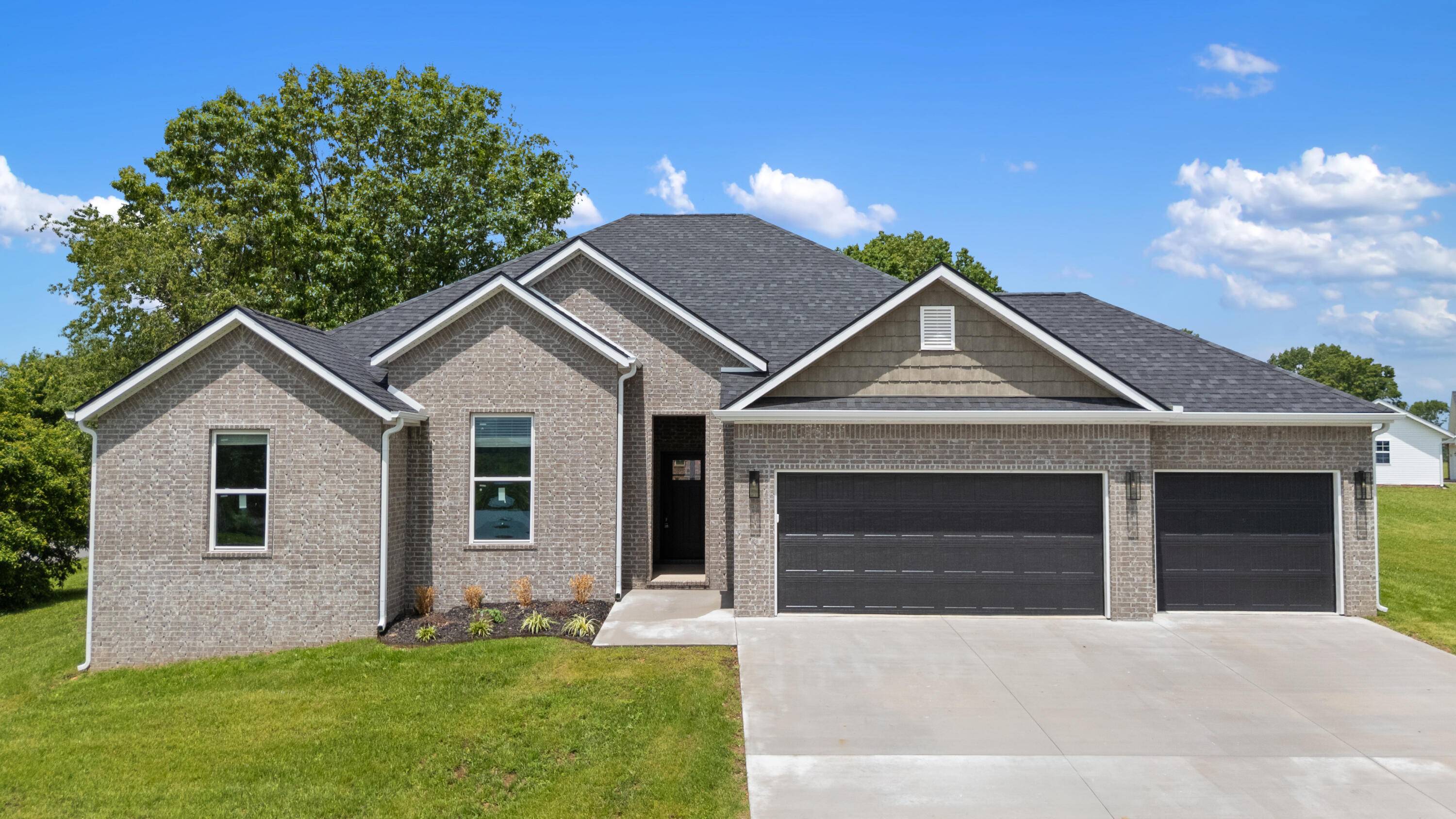 299 Blackberry CT #Lot 19, Cassville, MO 65625