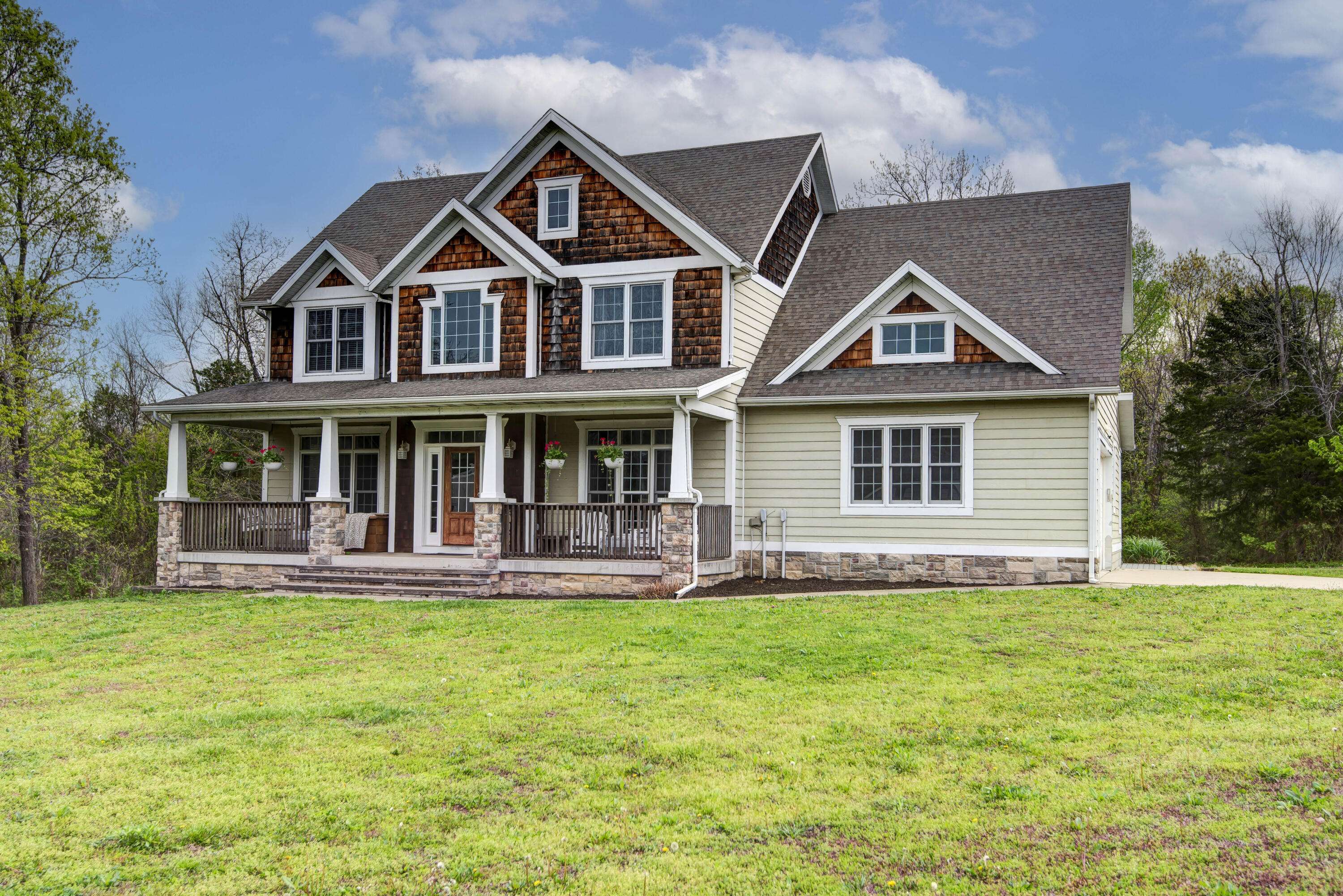 264 Black Oak RD, Fordland, MO 65652