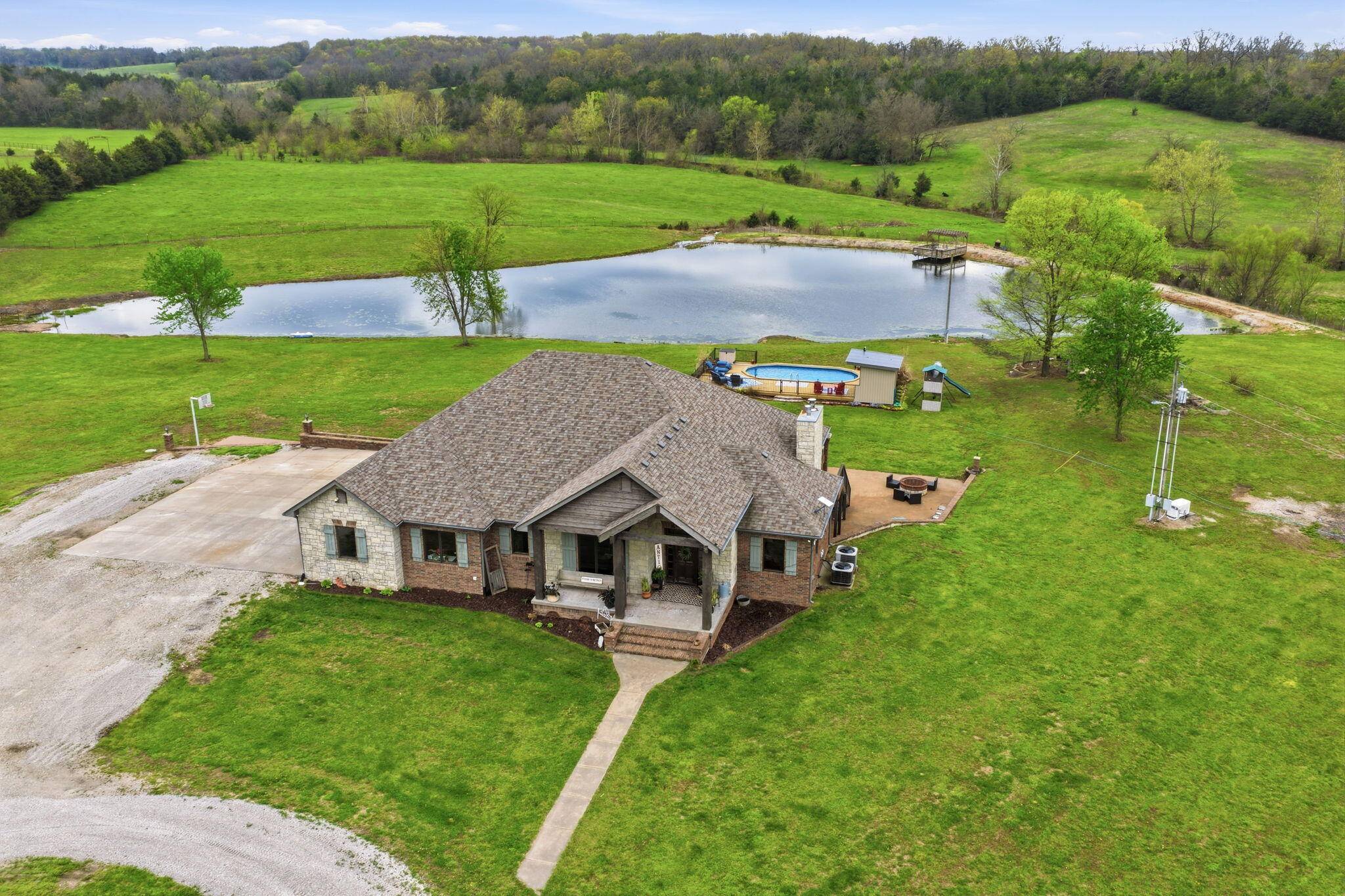 3803 E 225th RD #Tract 2, Halfway, MO 65663