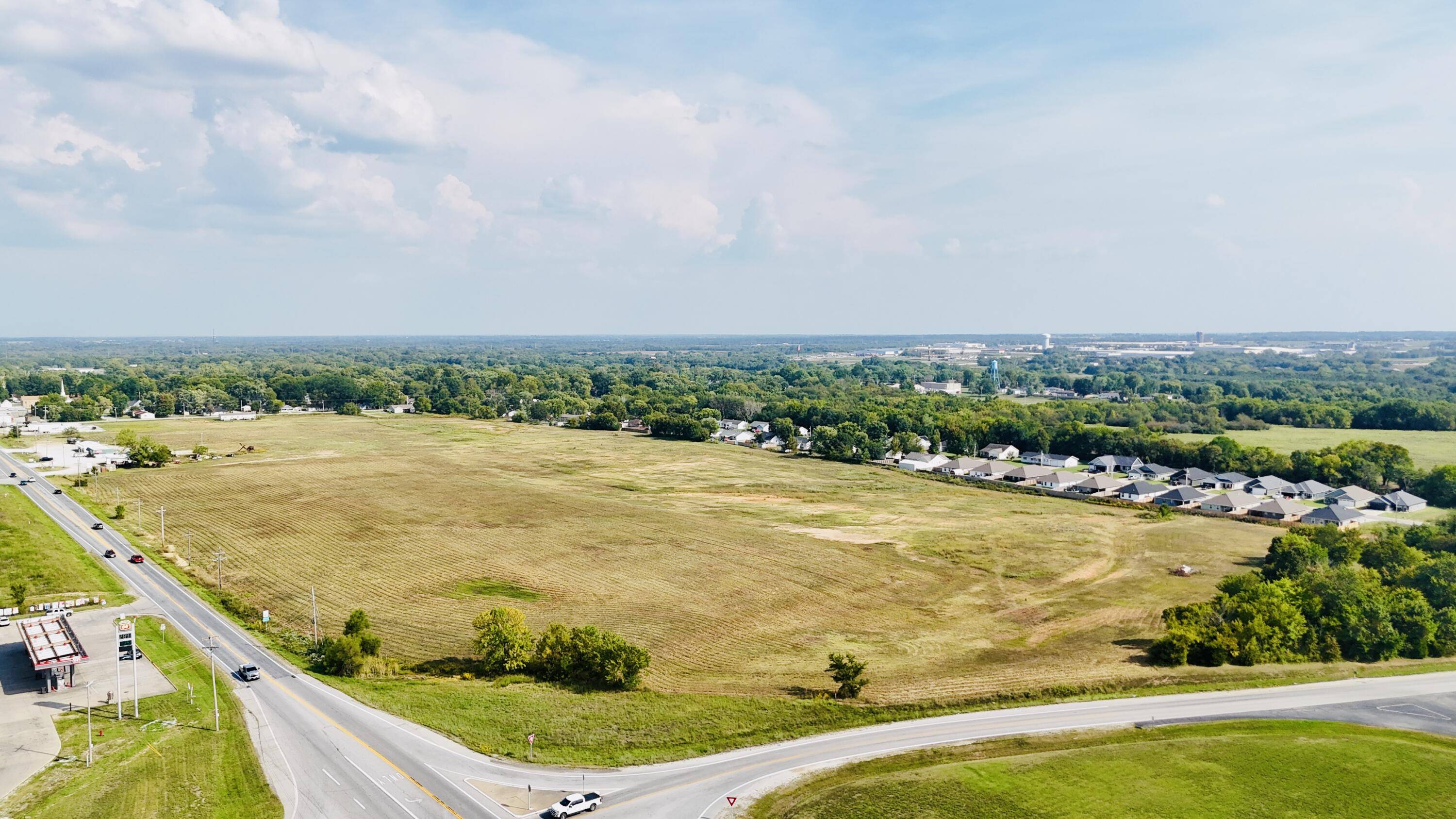 6922 E 7th ST, Duenweg, MO 64841
