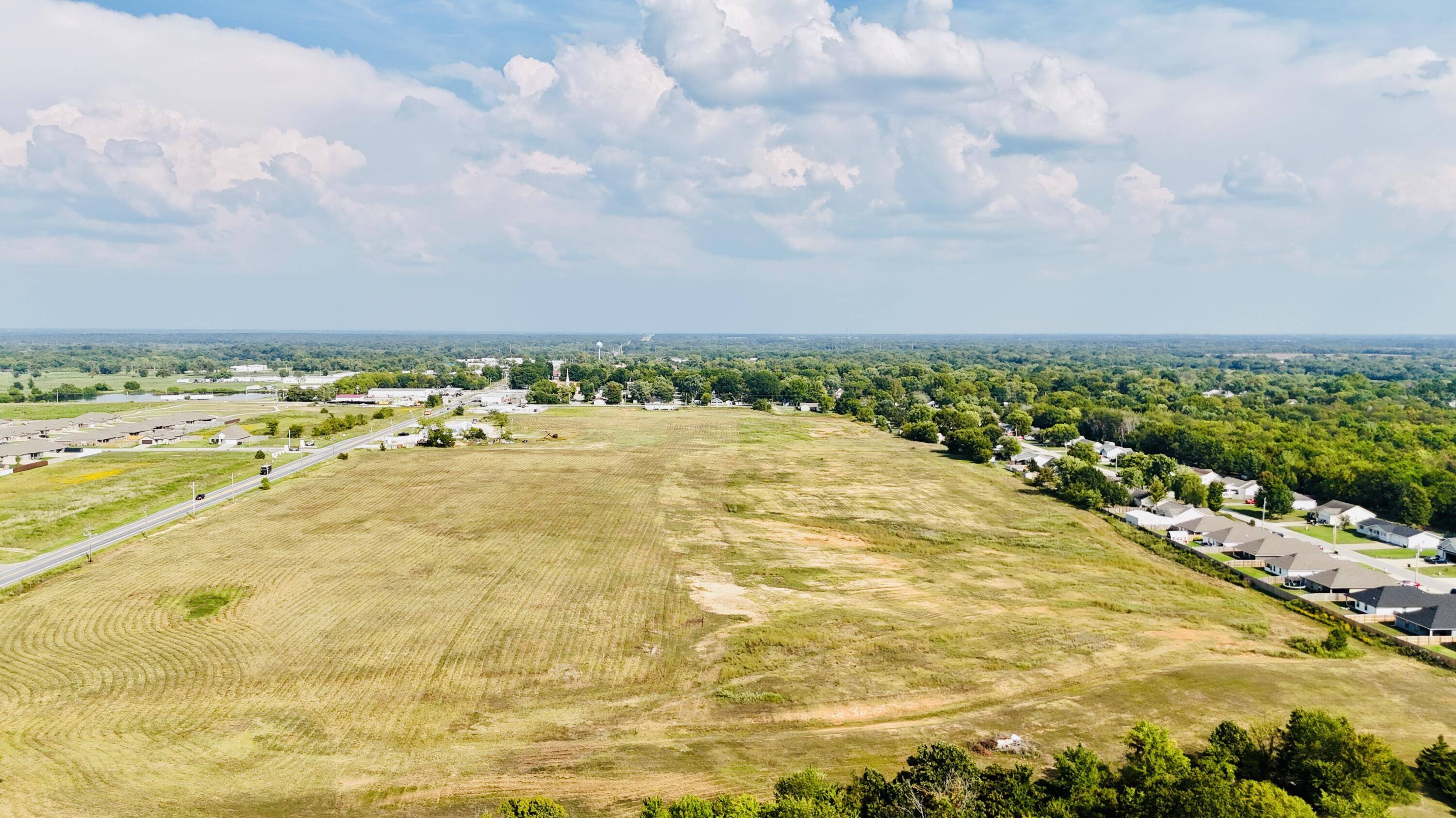 6922 E 7th ST, Duenweg, MO 64841