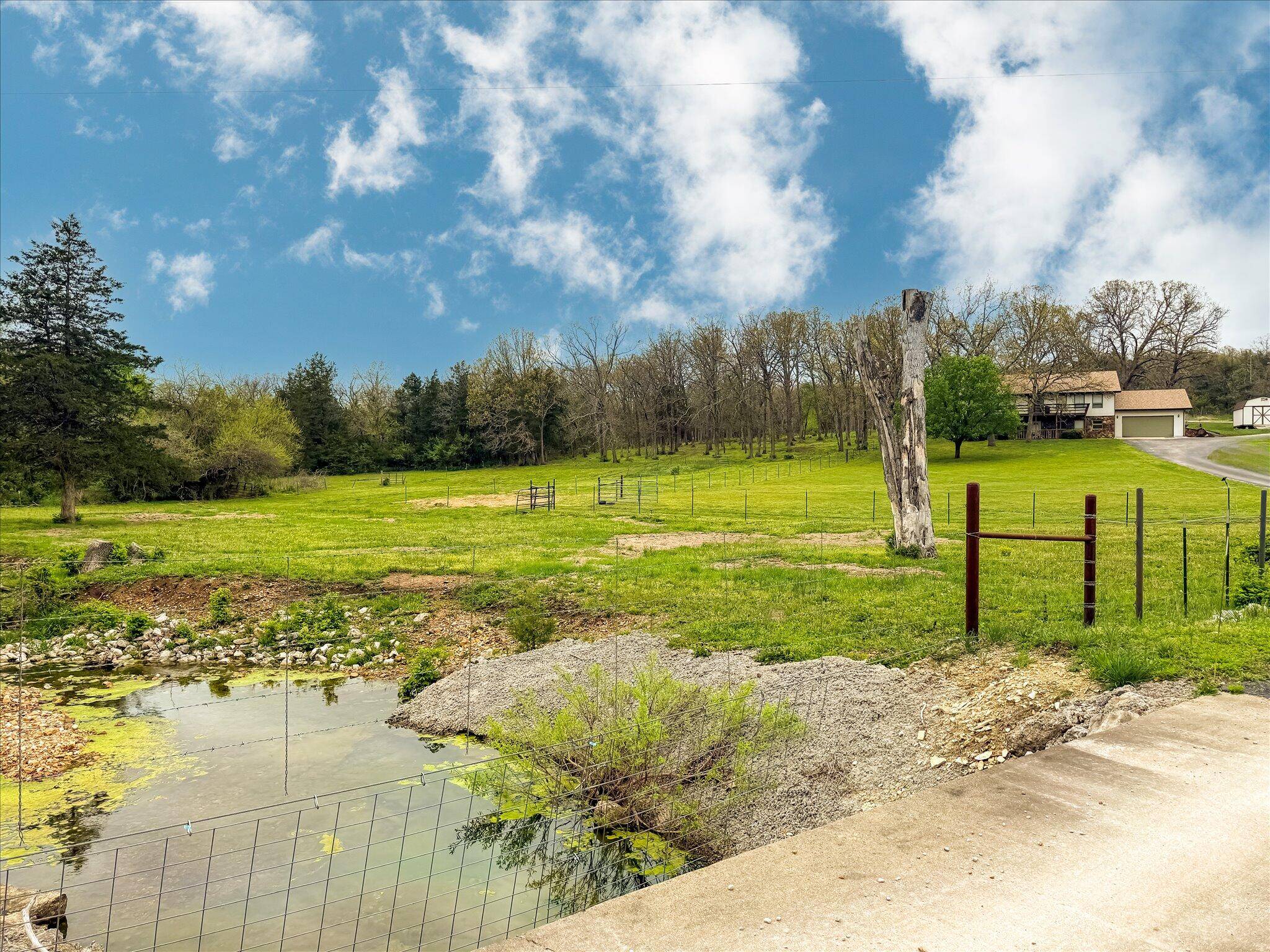 3369 E Foxtail LN, Springfield, MO 65803
