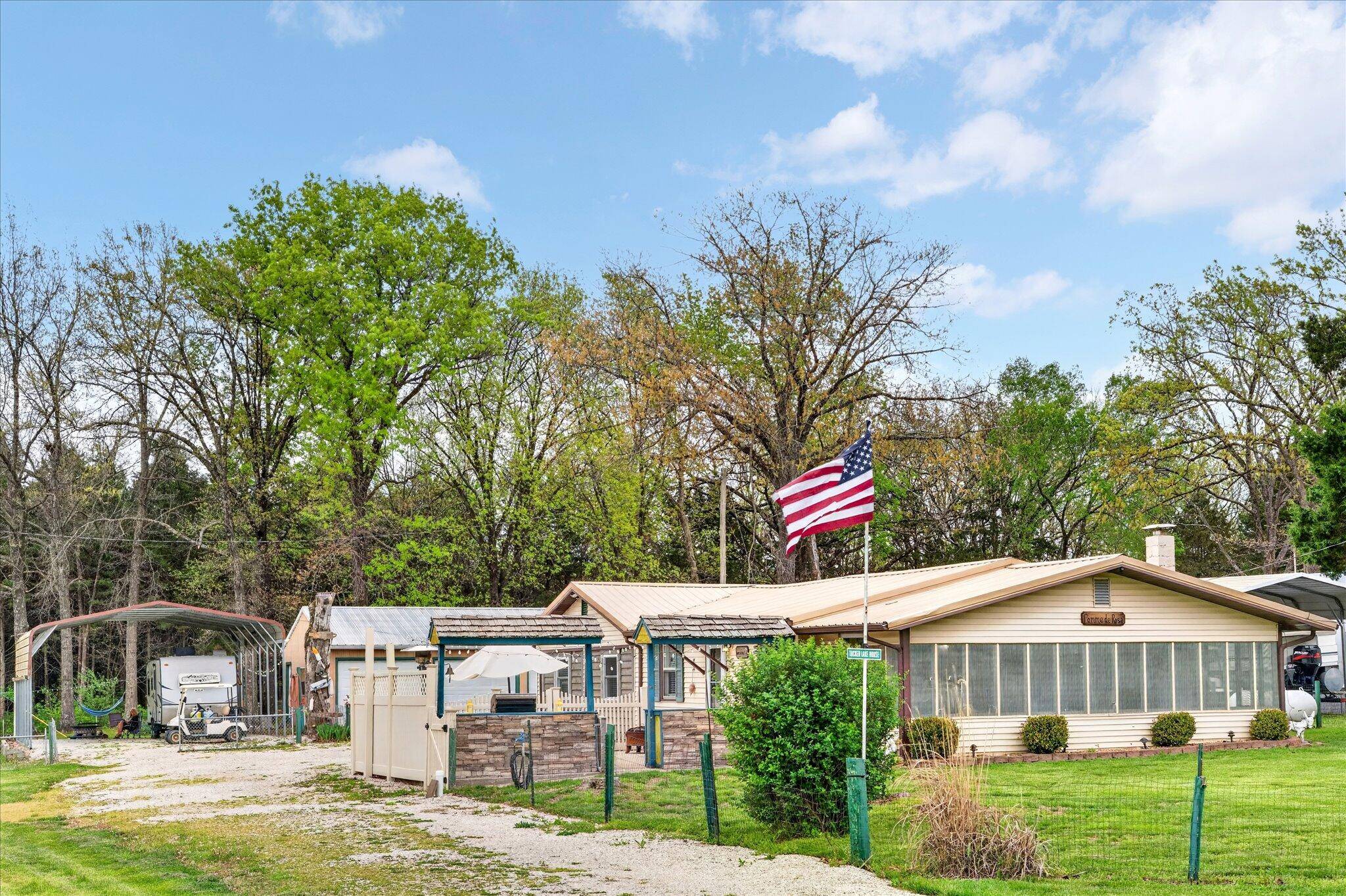 22141 County Road 271, Wheatland, MO 65779