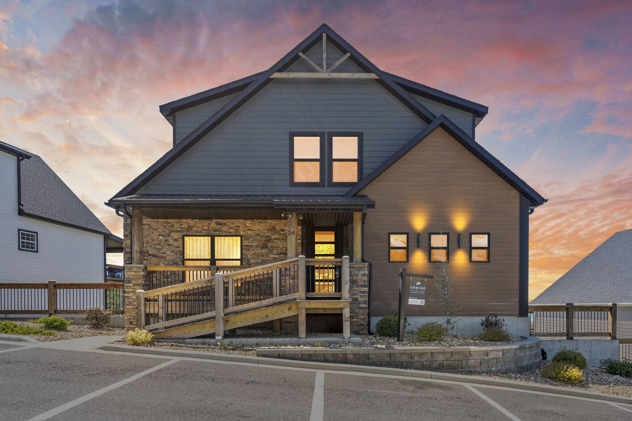 6324 State Hwy 165 #24, Hollister, MO 65672